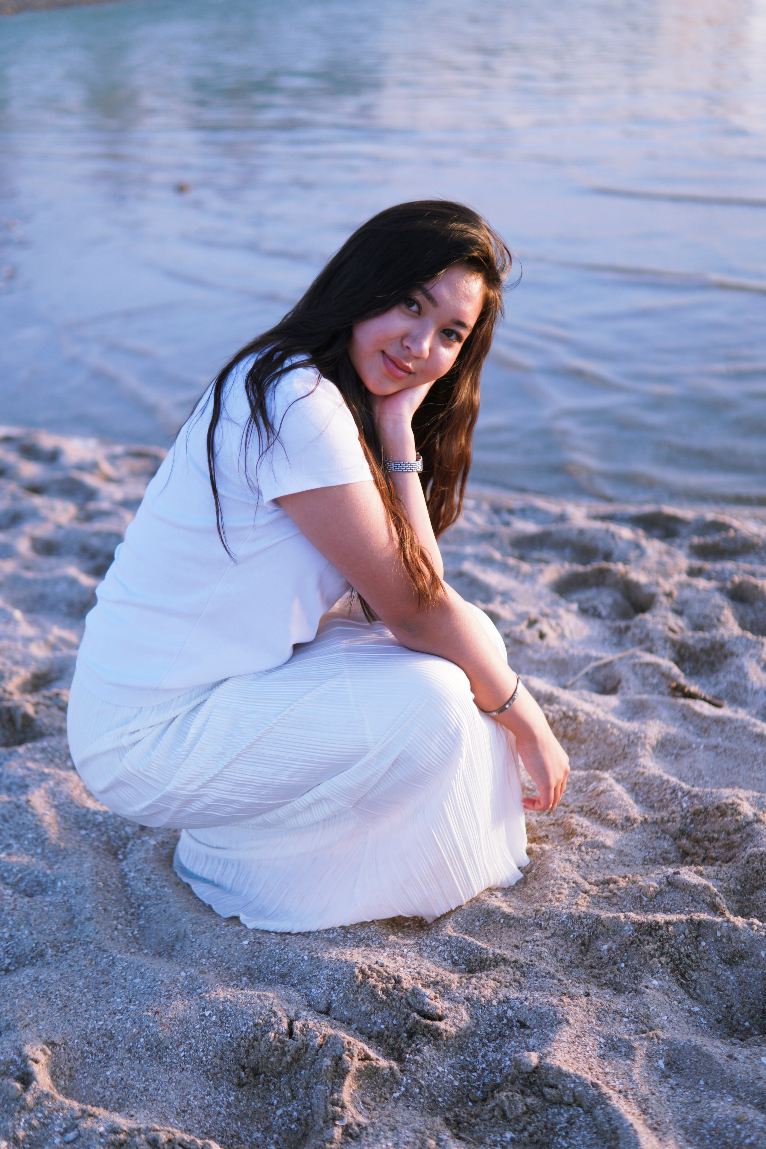 Сестры у моря в Ростове-на-Дону. Фотосессия за городом. Фотограф в Ростове-на-Дону Марина Мальцева