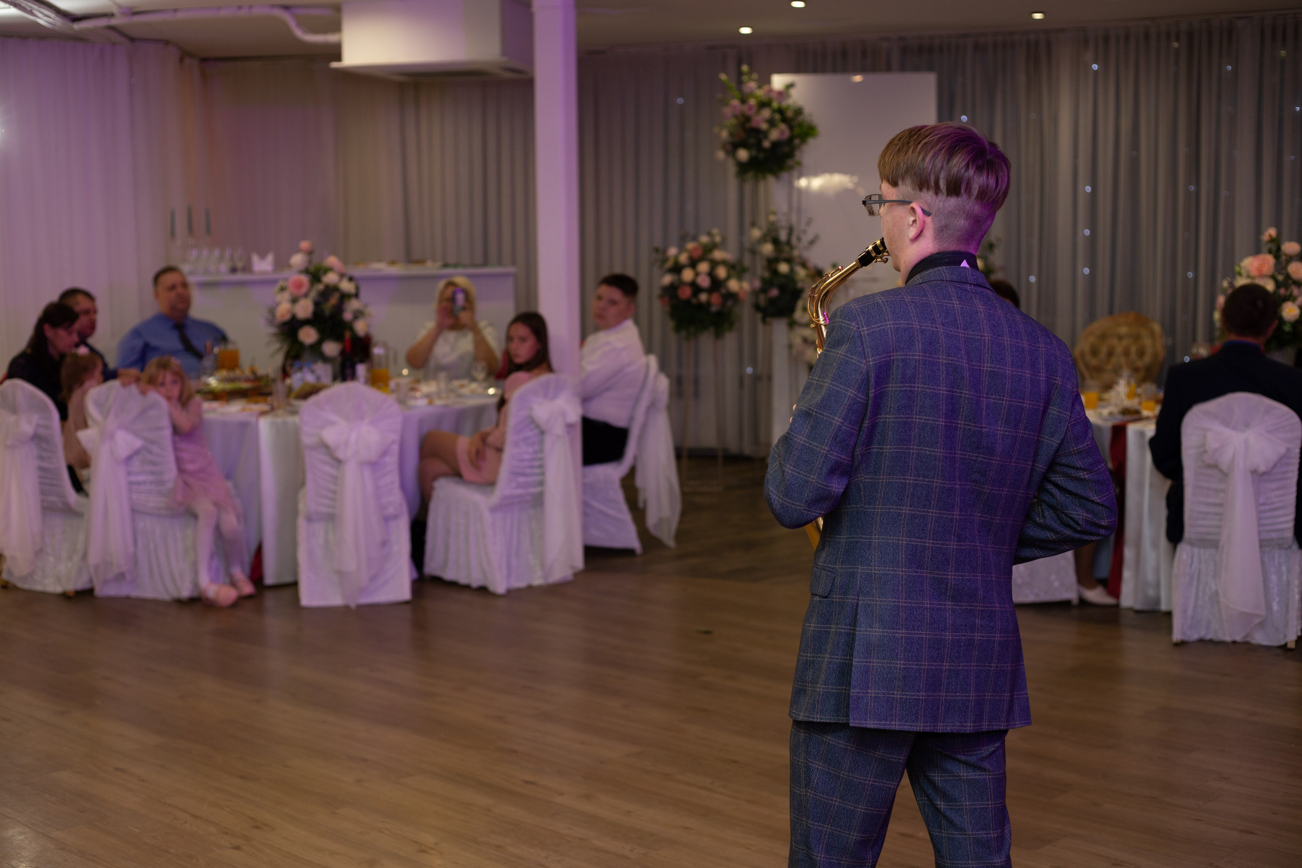 Артем & Влада. Свадебный и контент фотограф в Новосибирске Еремин Александр