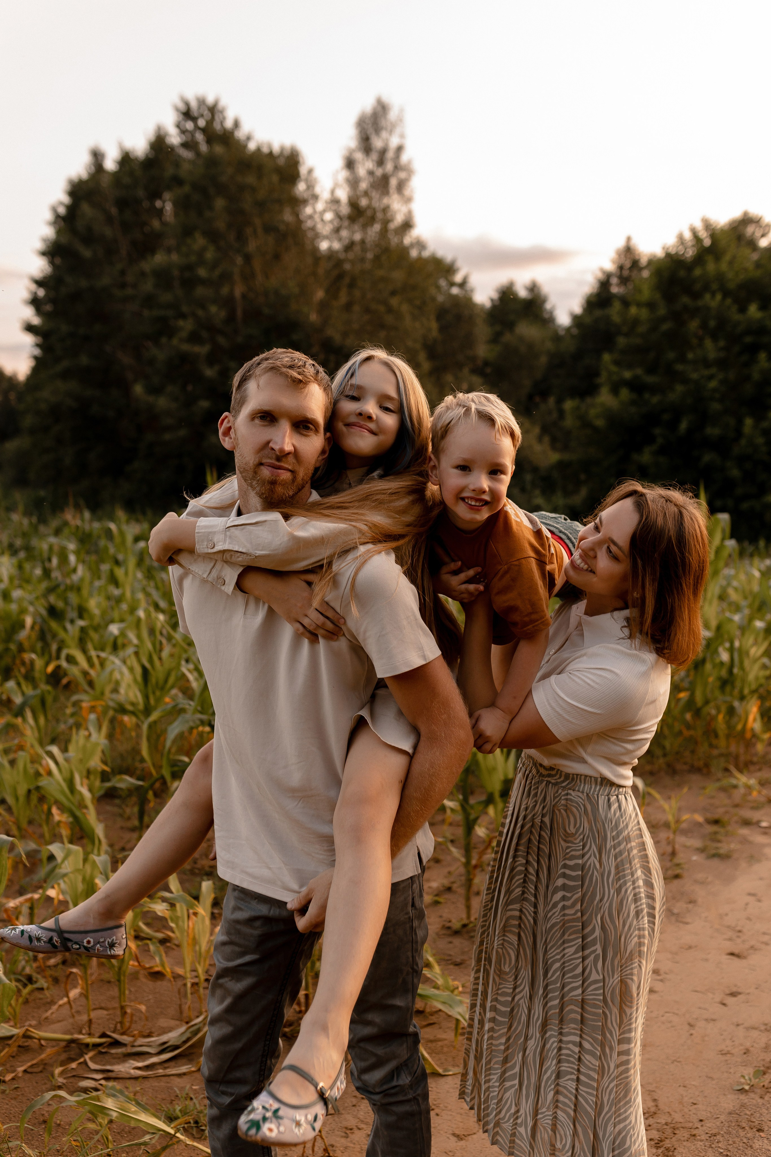 Мария, Илья, Алиса, Константин. Свадебный фотограф Елена Ловцевич