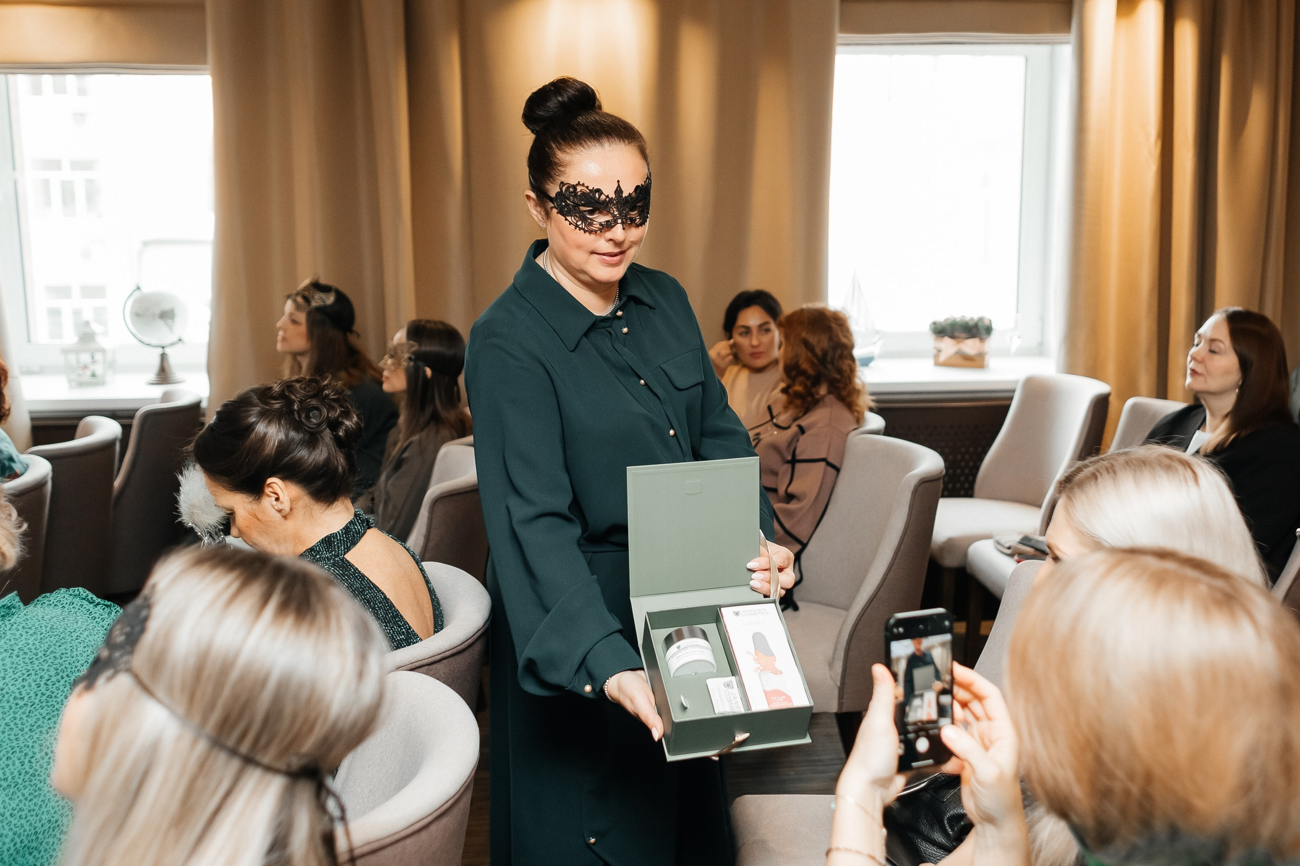 Новогодний Beauty — завтрак «Эстет — Мед». Фотограф Кемерово | Сергей