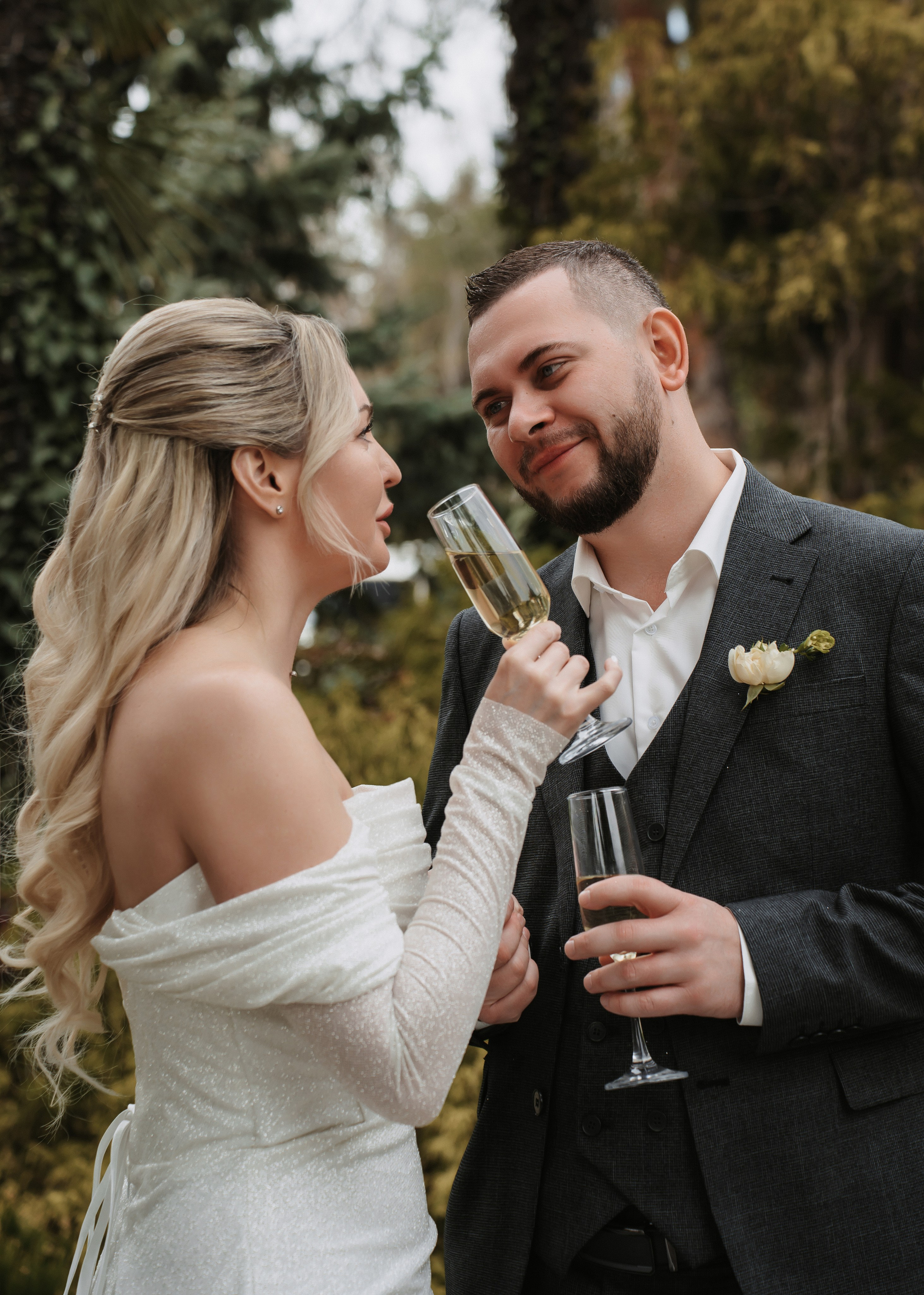 Свадебная фотосессия на море и в горах в Сочи. Алина Бернд — свадебный и индивидуальный фотограф в Сочи и Адлере