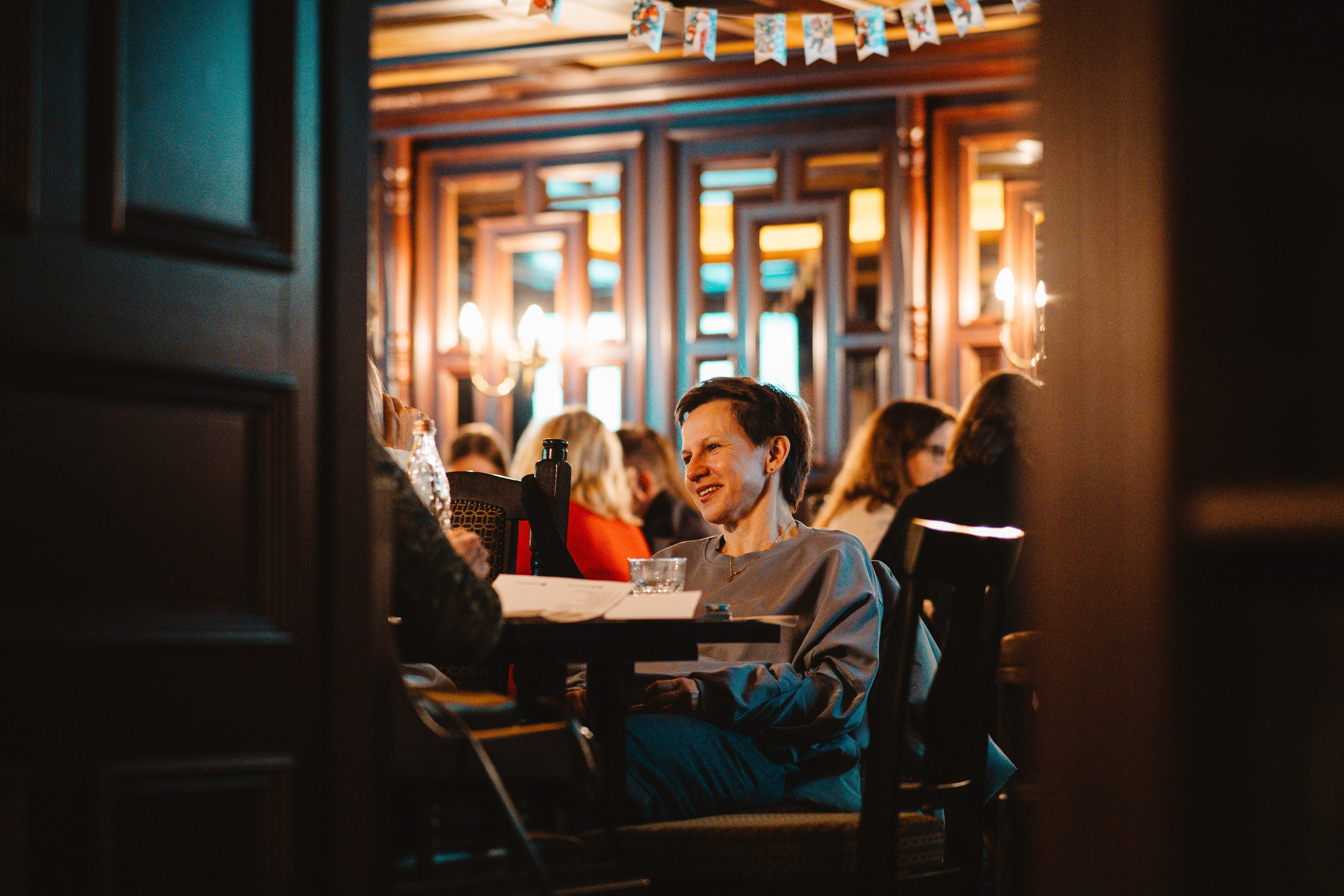 Intellectual games. Я занимаюсь событийной, свадебной, товарной, студийной… фотографией