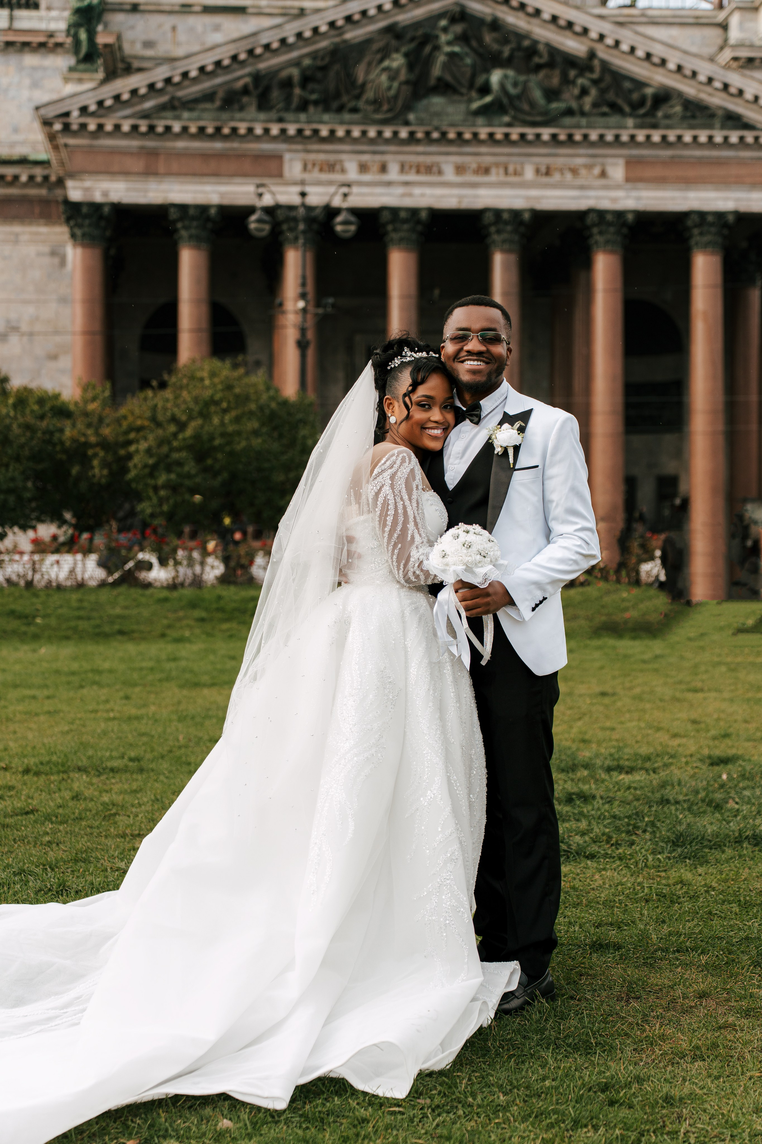 Joa & Gabriella. Photographer based in moscow Peter Tchana