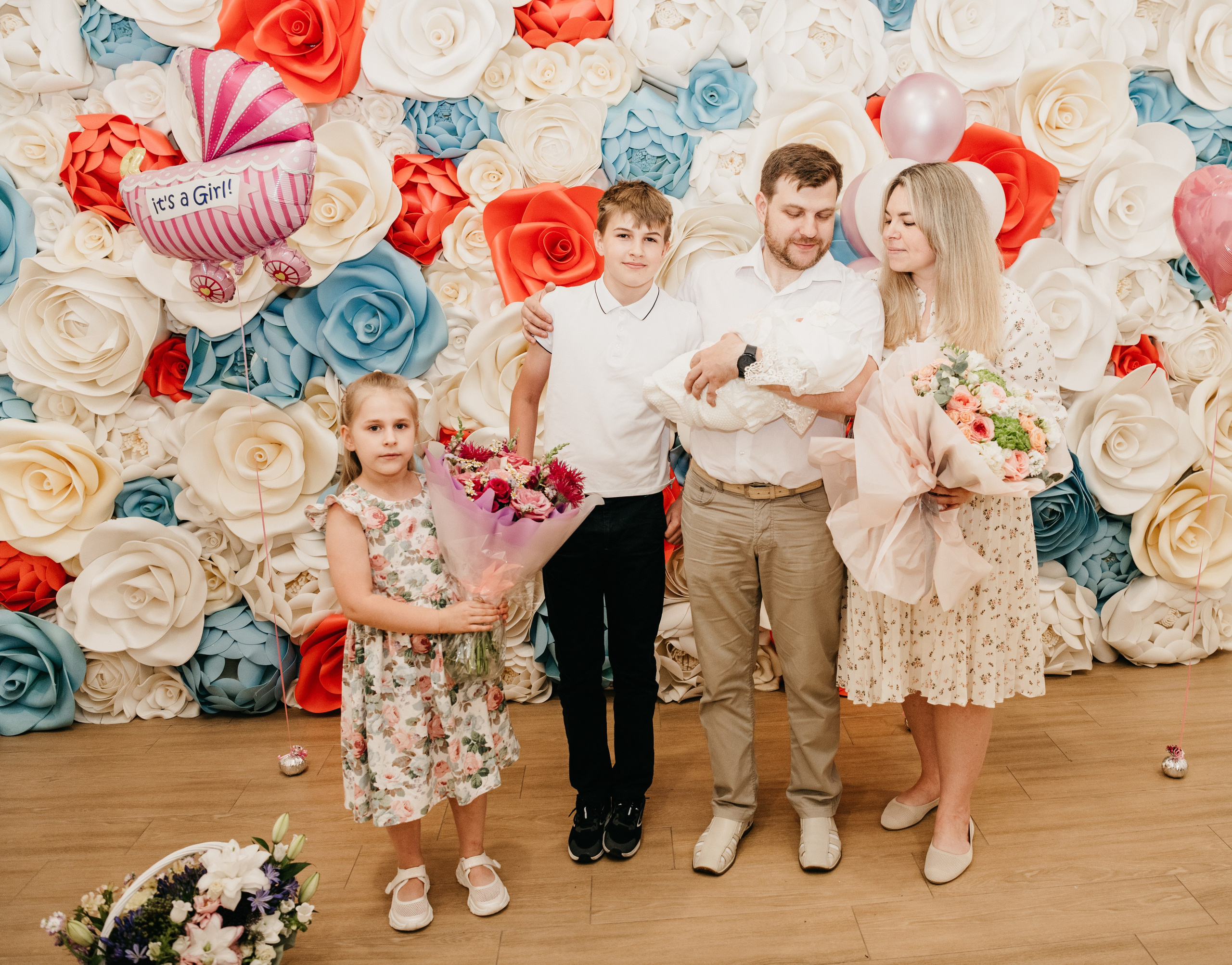 Выписка Ксении. Коммунарка. Фотограф на выписку из роддома в Москве и МО