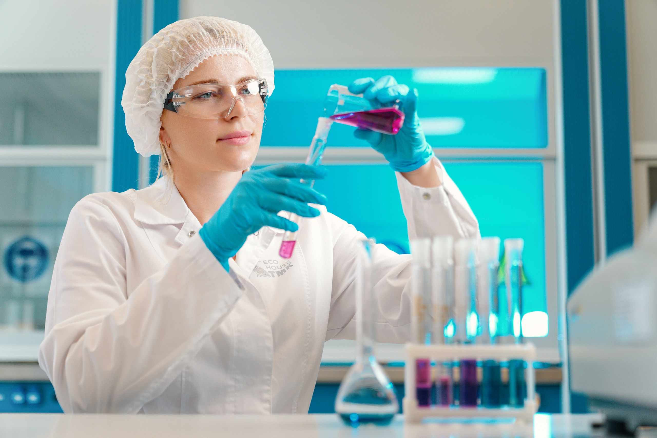 Волжский трубный завод. Фотограф Никита Барановский