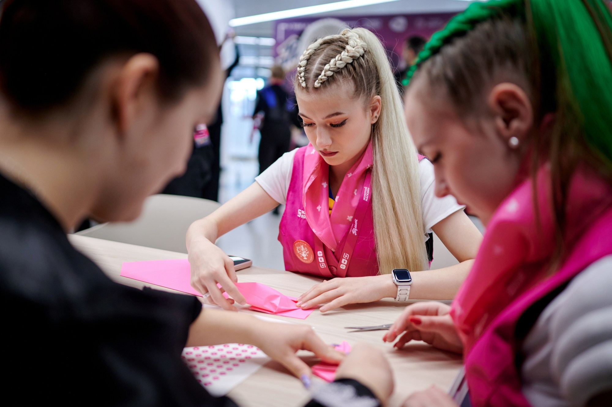 Магнит Косметик — конкурс «Золотой Магазин». Мезенцев Евгений фотограф