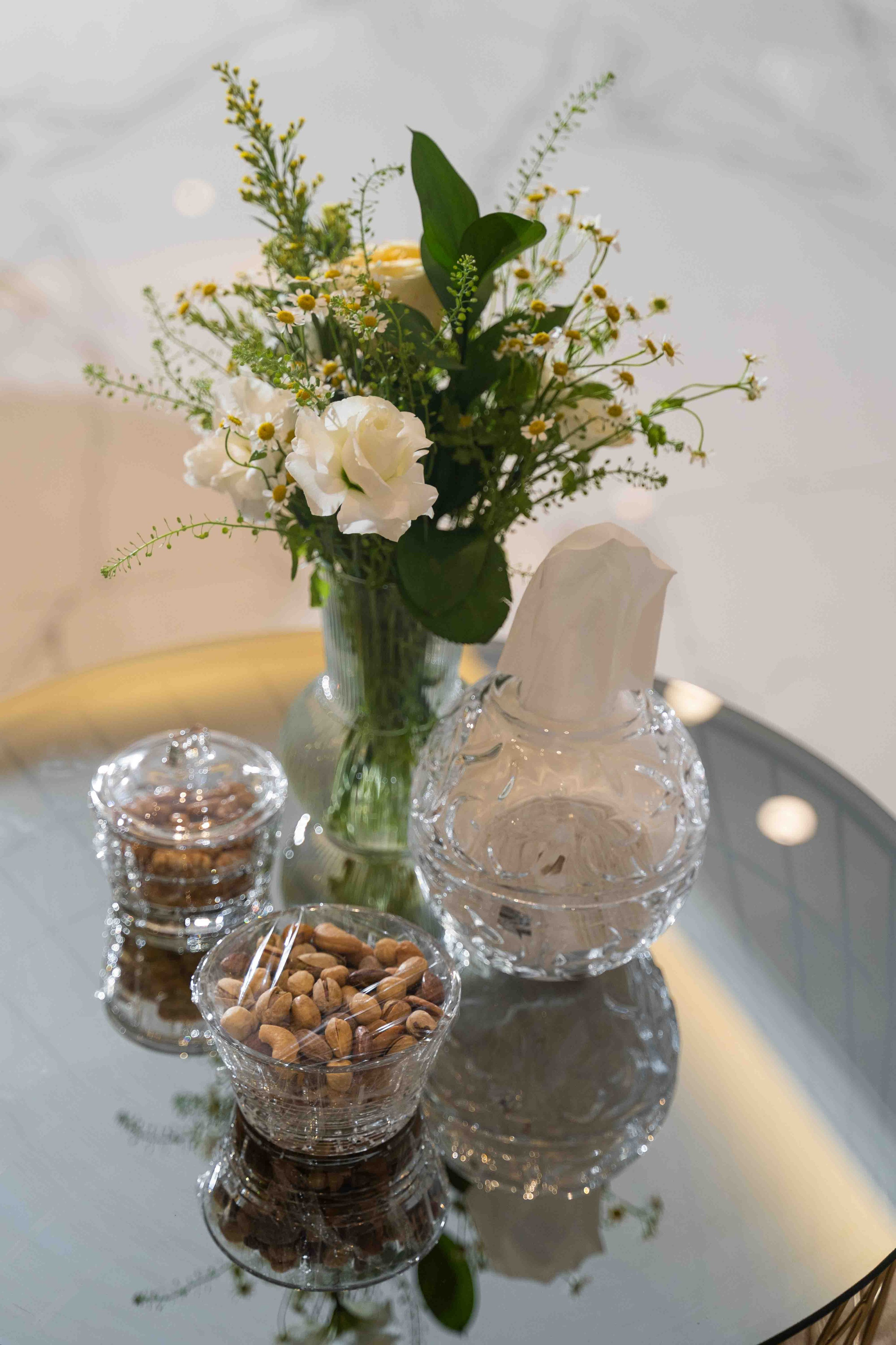 Арабская скромная помолвка дома (приватность на женские лица). Фотограф и видеограф в Москве и Абу Даби Мария Кулагина