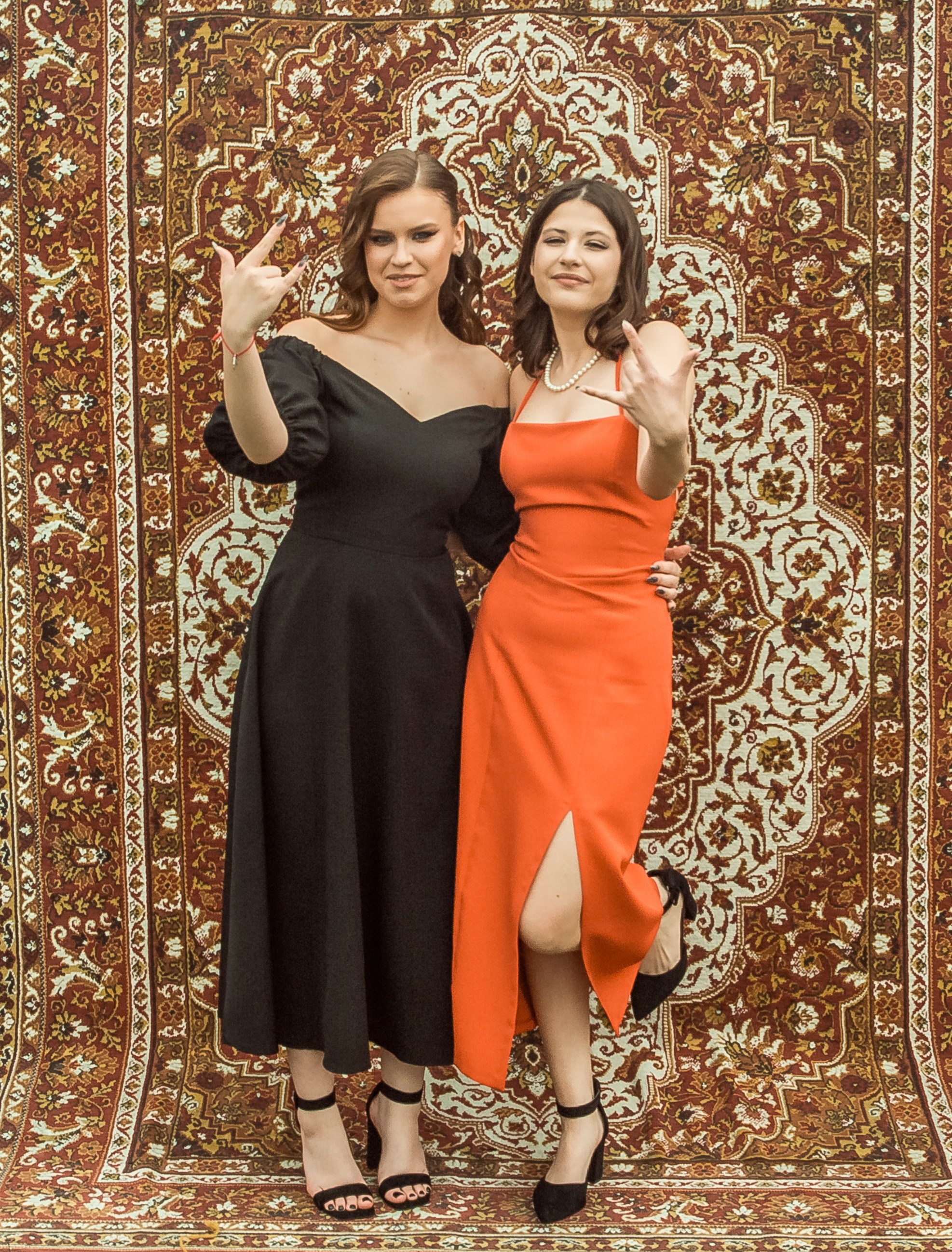 ВЫПУСКНОЙ В УЧЕБНОМ ЗАВЕДЕНИИ. Фотограф для маркетплейсов Михаил Бове