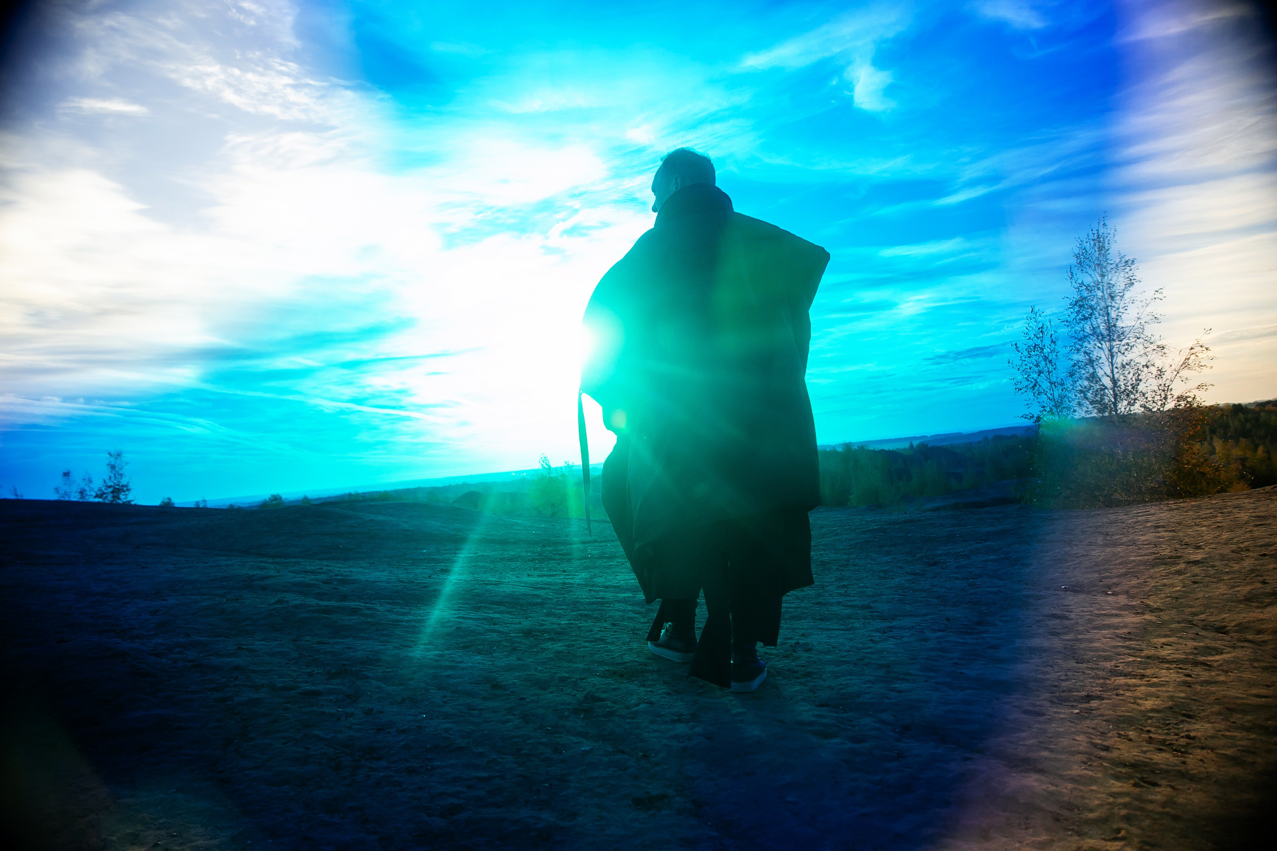 Editorial for multi-brand boutique «ЧОрная икра». АННА ВЕРСО / ANNA VERSO | Визуальный художник / Visual artist