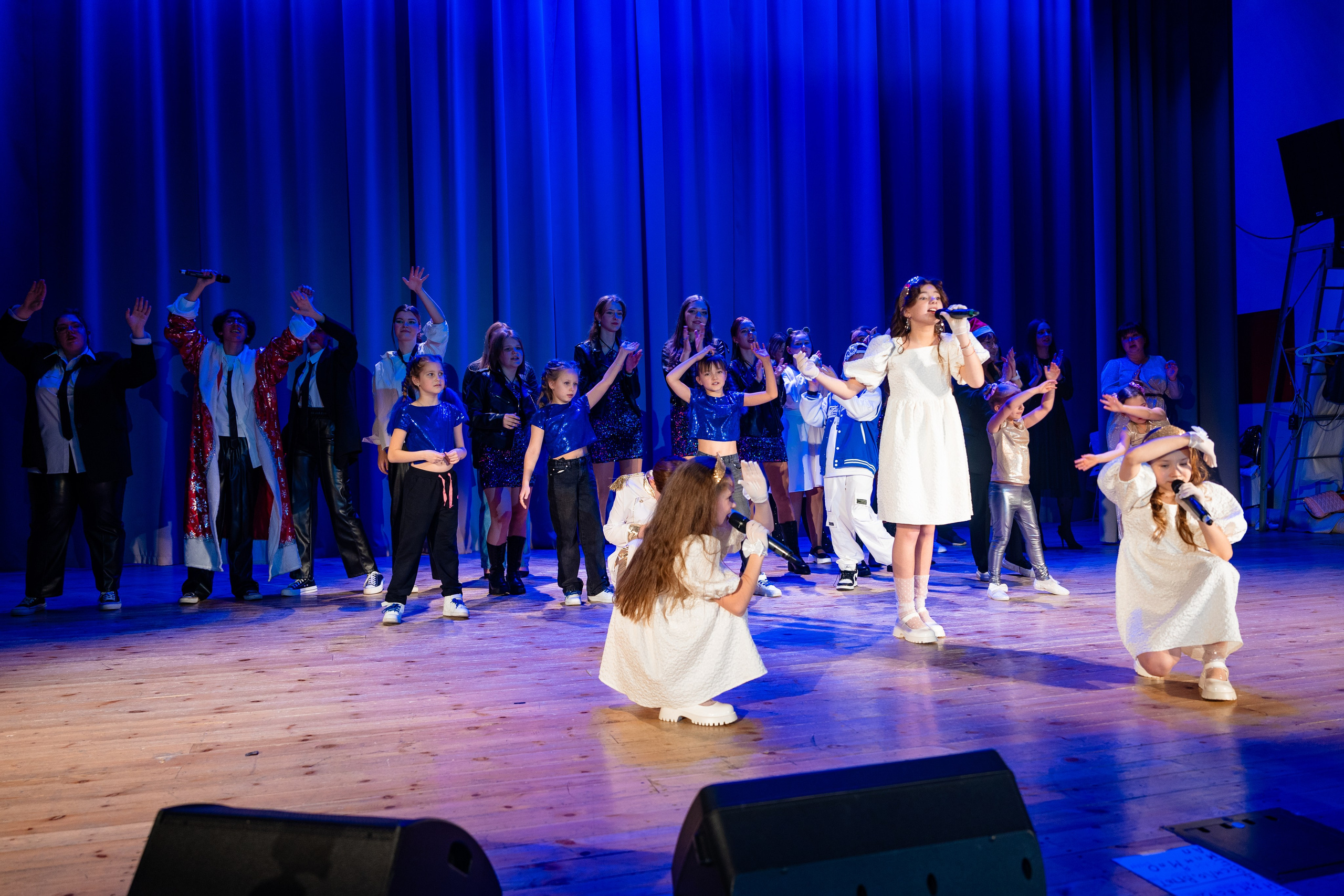 Концерт ДК Буривестник. Фотограф Никита Комаров