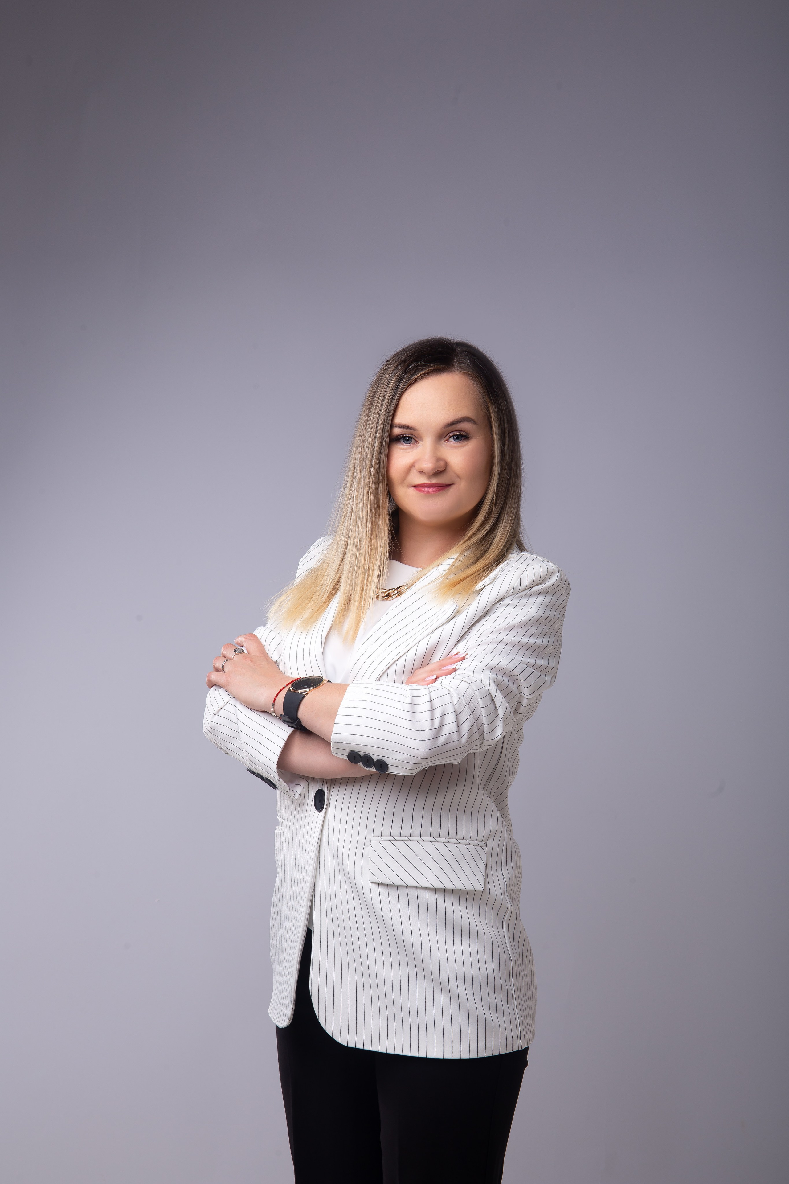 Деловая студийная съёмка. Фотограф Дмитров и МО Валентина Халикова