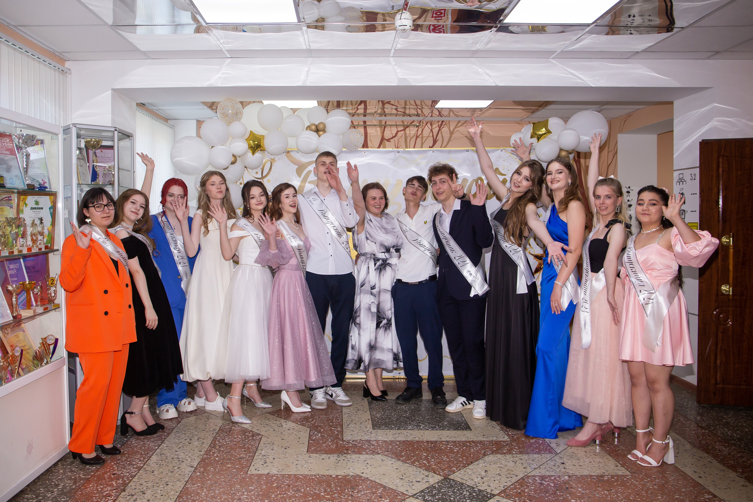 Выпускной. Фотограф Дмитров и МО Валентина Халикова