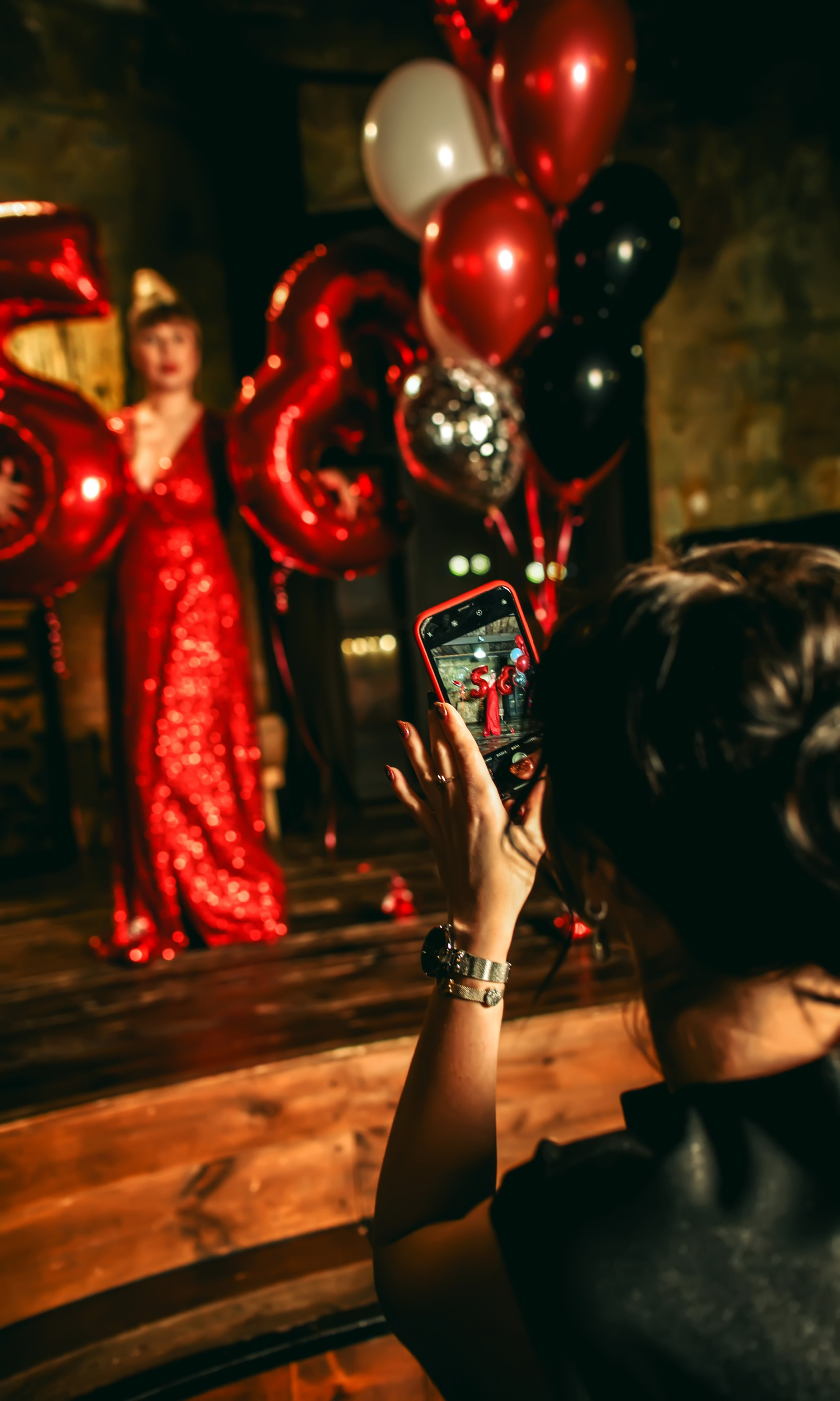 Тематическая вечеринка на юбилей 35 лет. Свадебный, семейный, детский, контент фотограф в Омске Максим Ильин