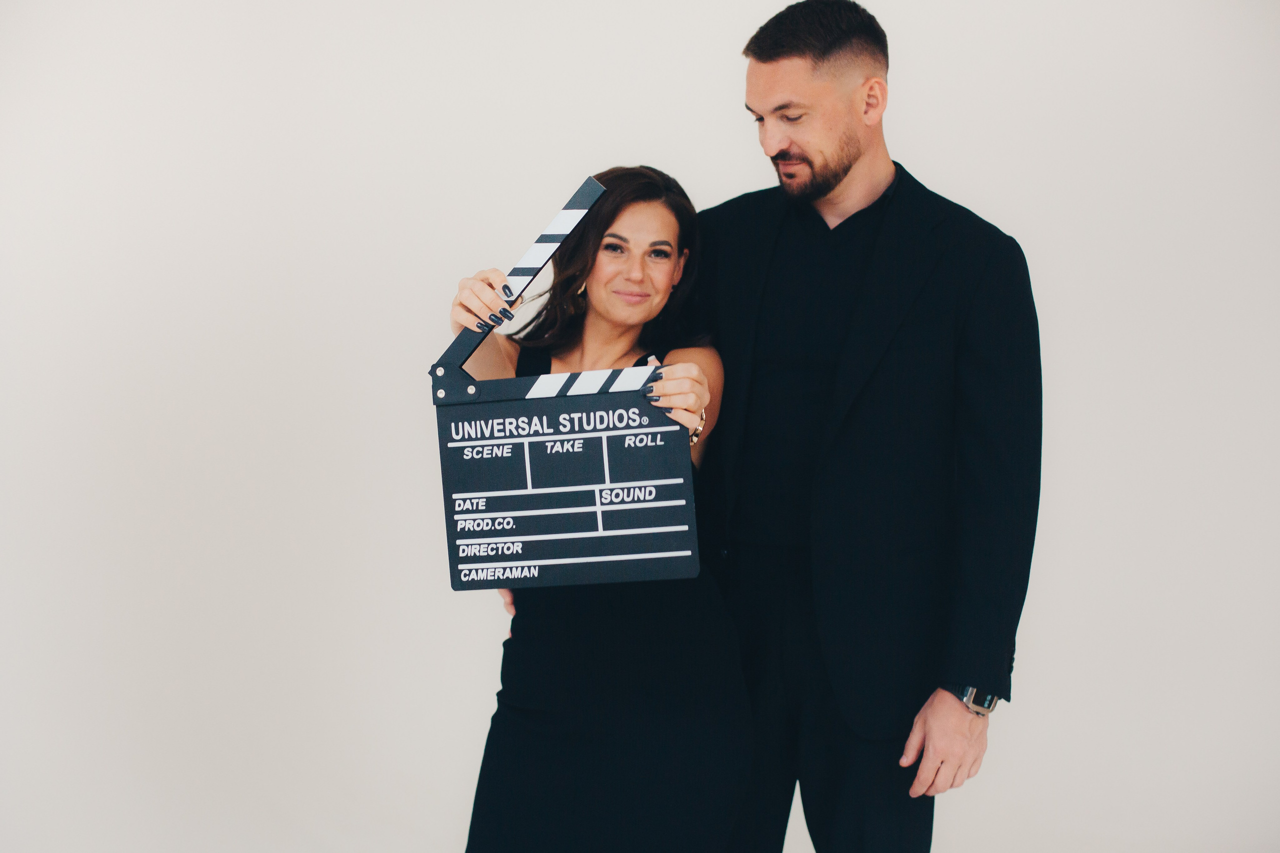 Семейная съёмка на белом фоне. Фотограф Евгения Мальцева, Архангельск