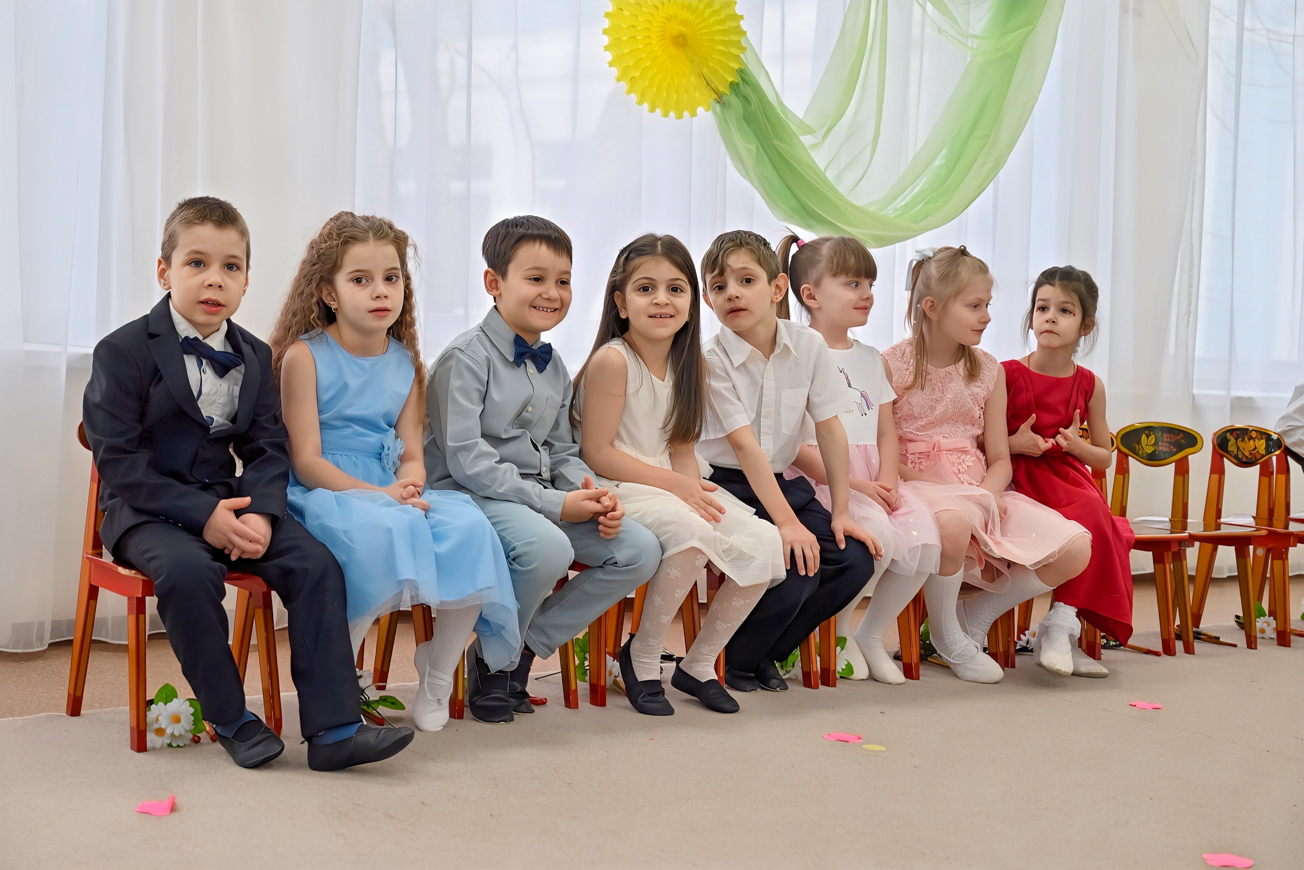 Праздник в группе Цветик семицветик. Семейный и детский фотограф Москва
