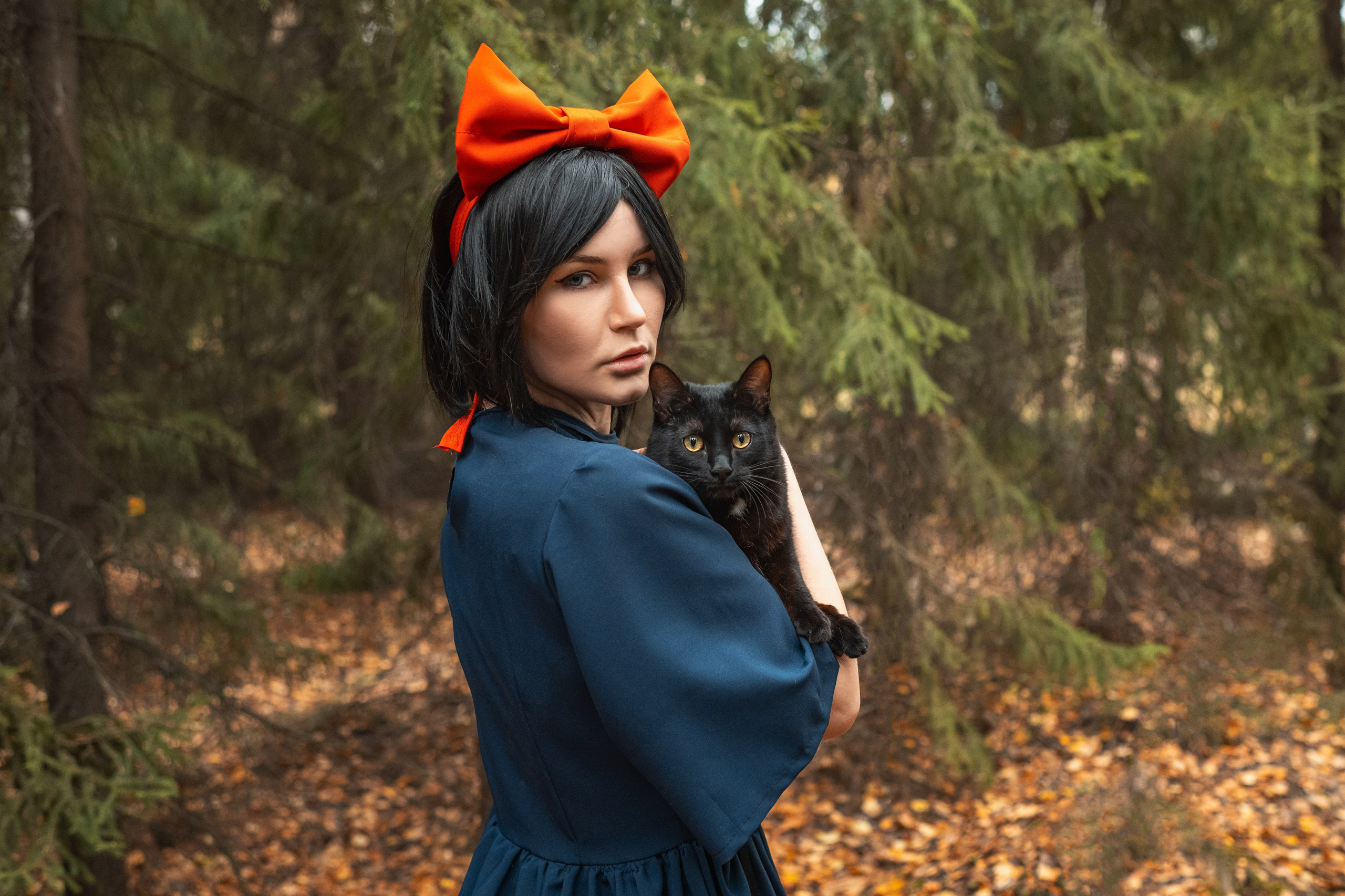 Ведьма с котом. Belichev45foto.ru