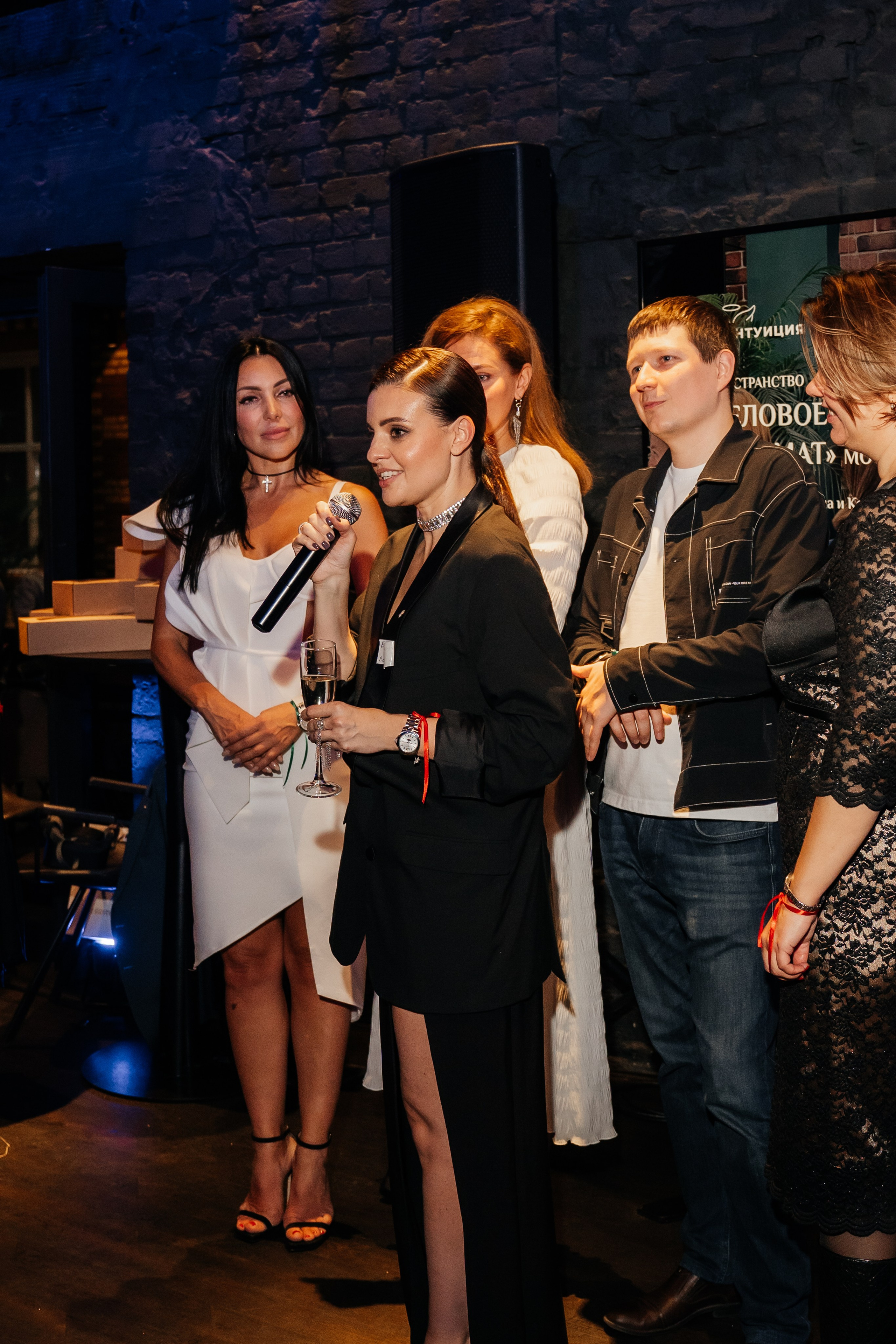 Юбилей клуба «ИНТУИЦИЯ». Семейный и репортажный фотограф в Москве Оксана Шилова