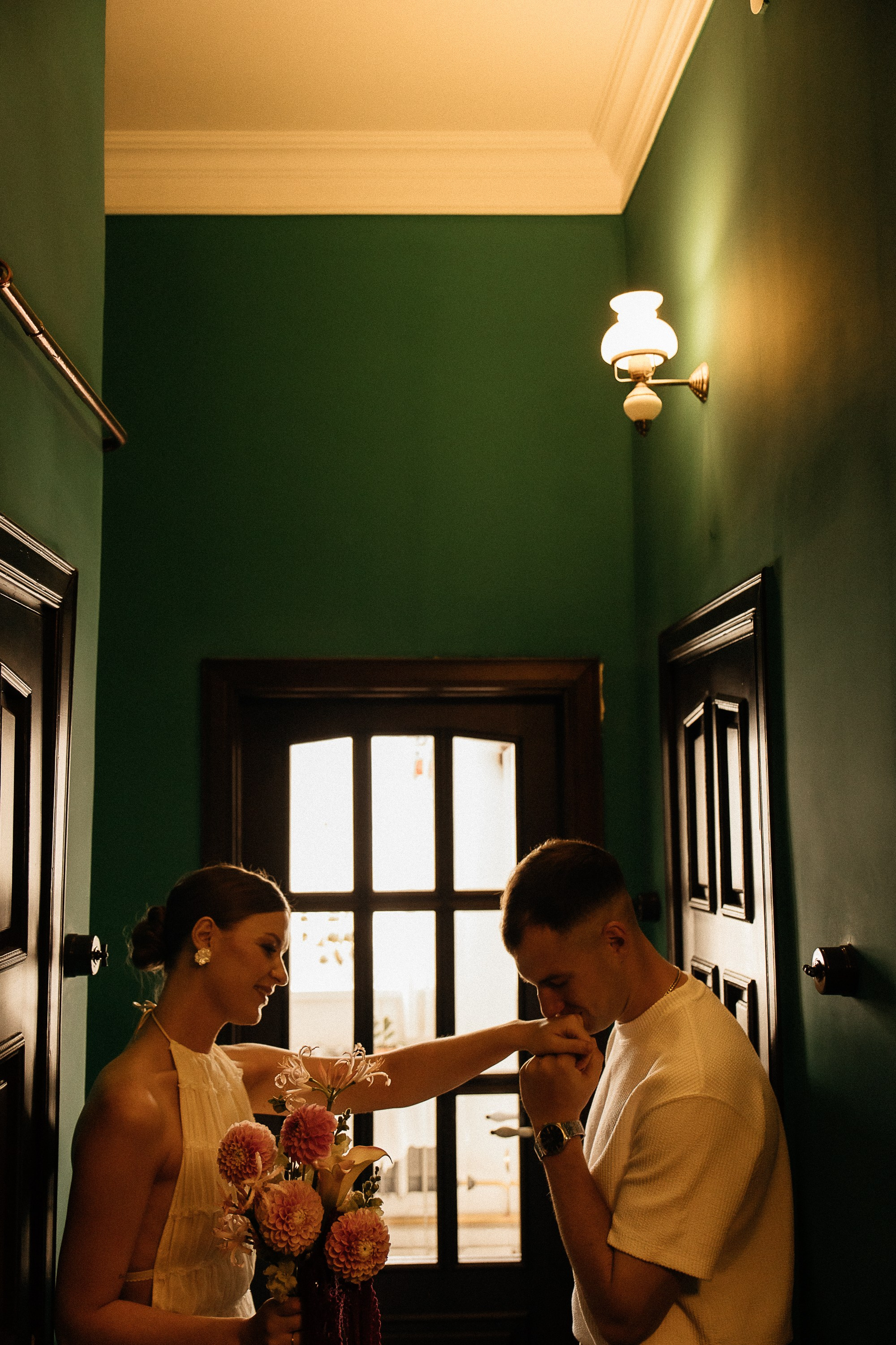 Свадьба в ретро-квартире. Свадебный и семейный фотограф Виолетта Сидельникова. Краснодар, Россия, Беларусь, Европа