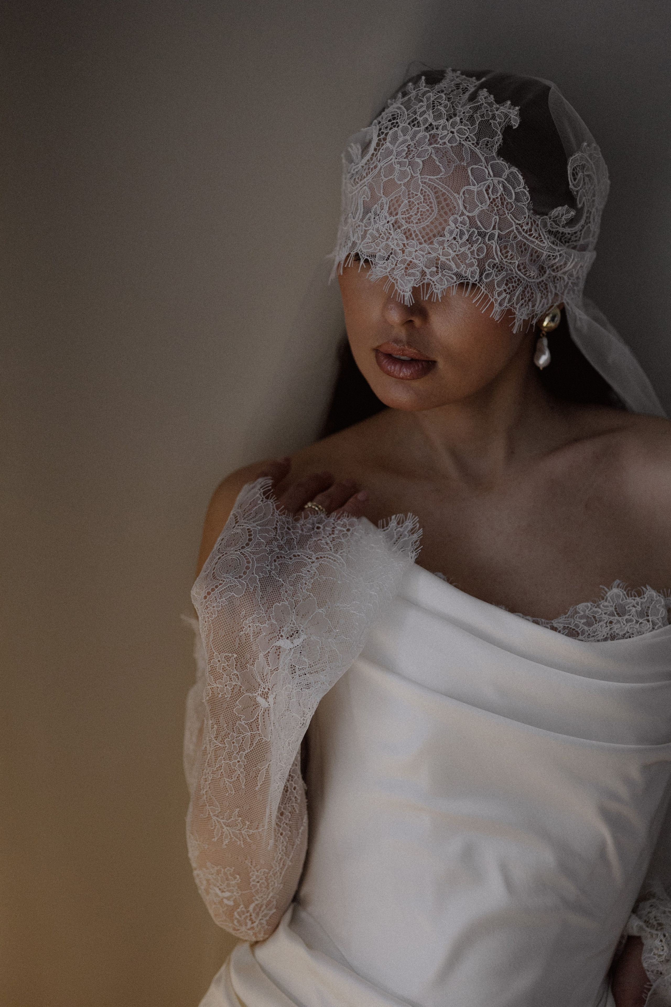 Свадебная фотосессия в студии в Москве. Свадебный фотограф в Москве. свадебная фотосессия Москва. Утро невесты Москва. Фотограф в Москве Валерия Рожкова