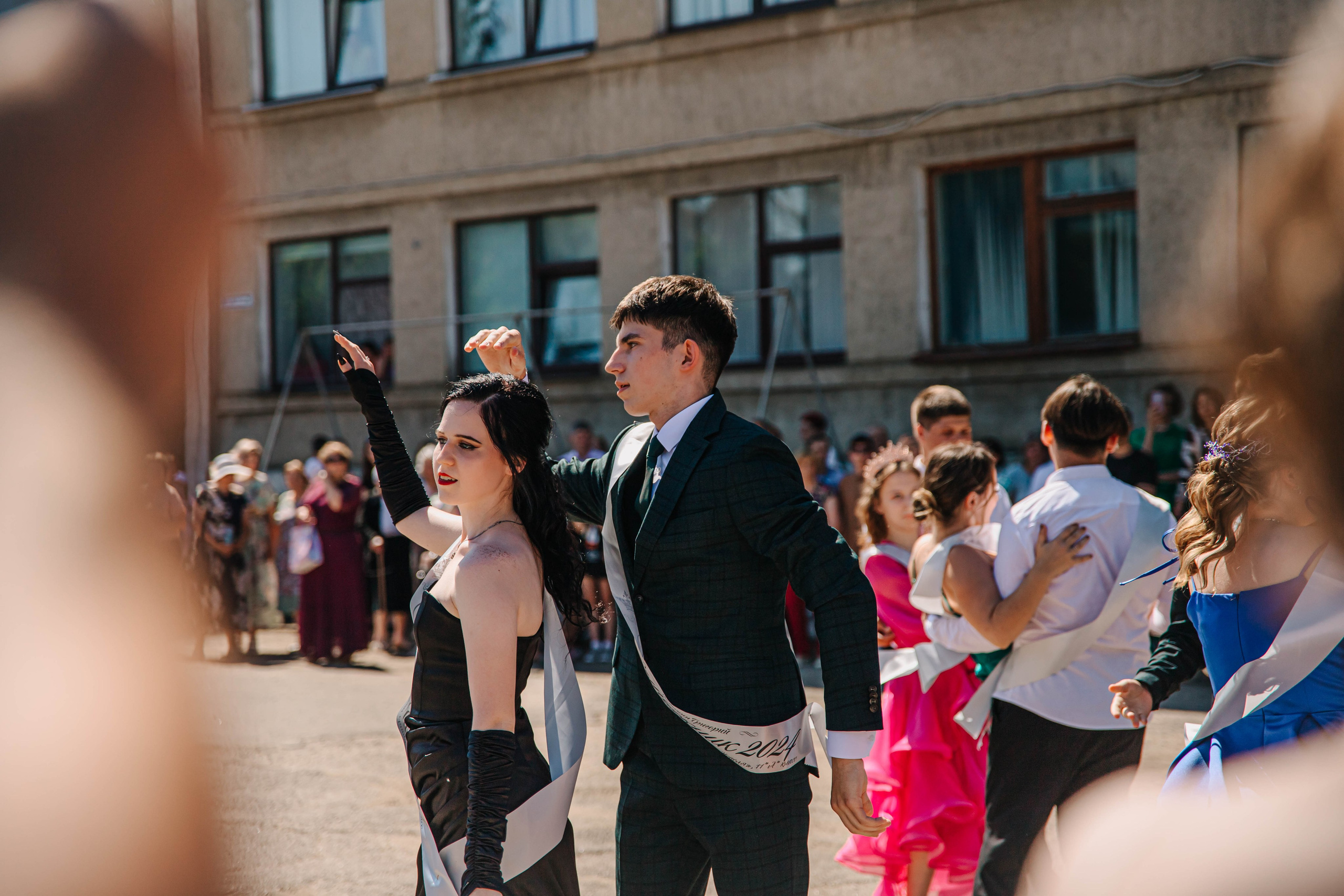 Выпускной 11 классов 2024 Невель. Фотограф Дарья Маташкова