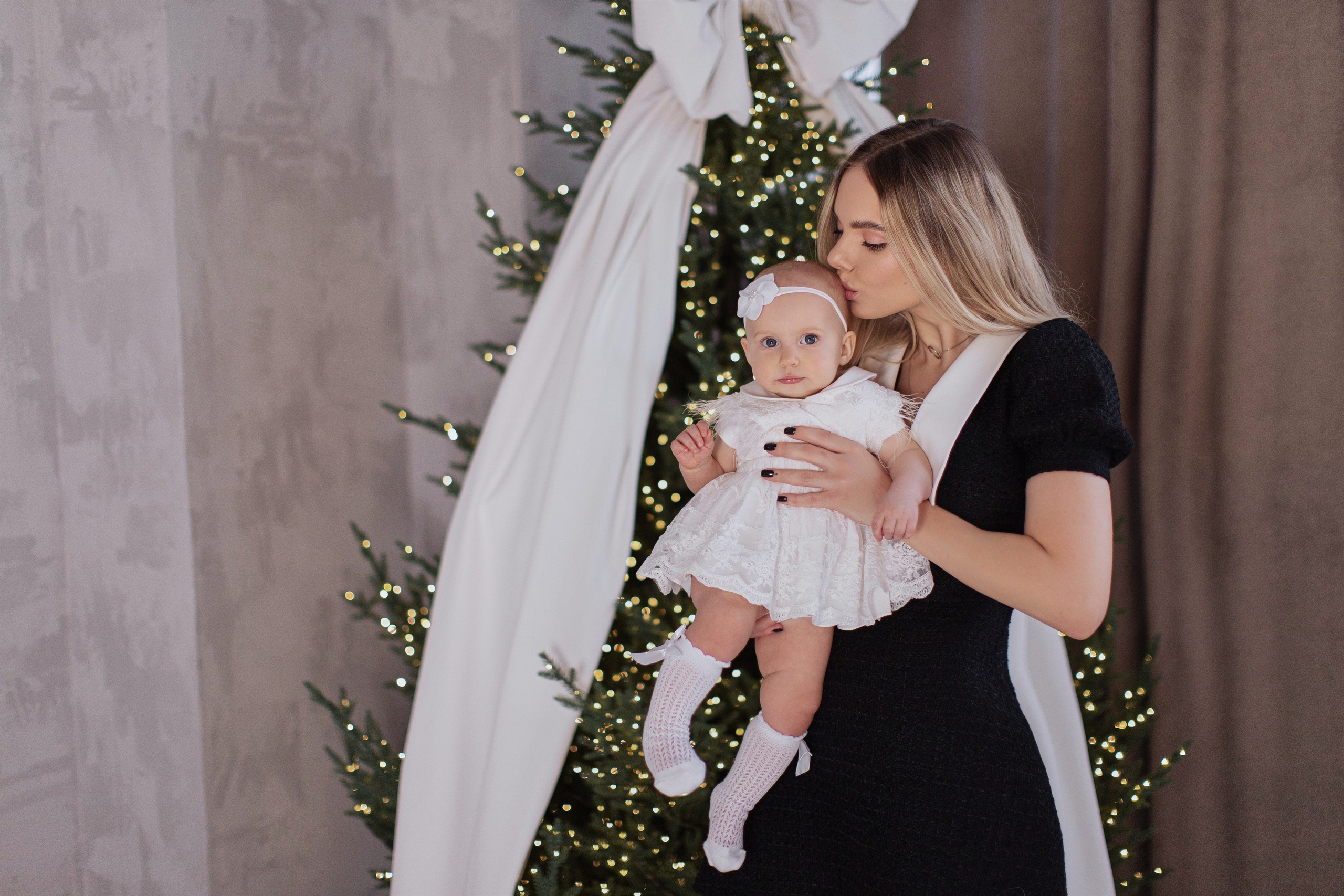 Семья к новому году 2025. Фотограф Лиана Артемова в Пензе