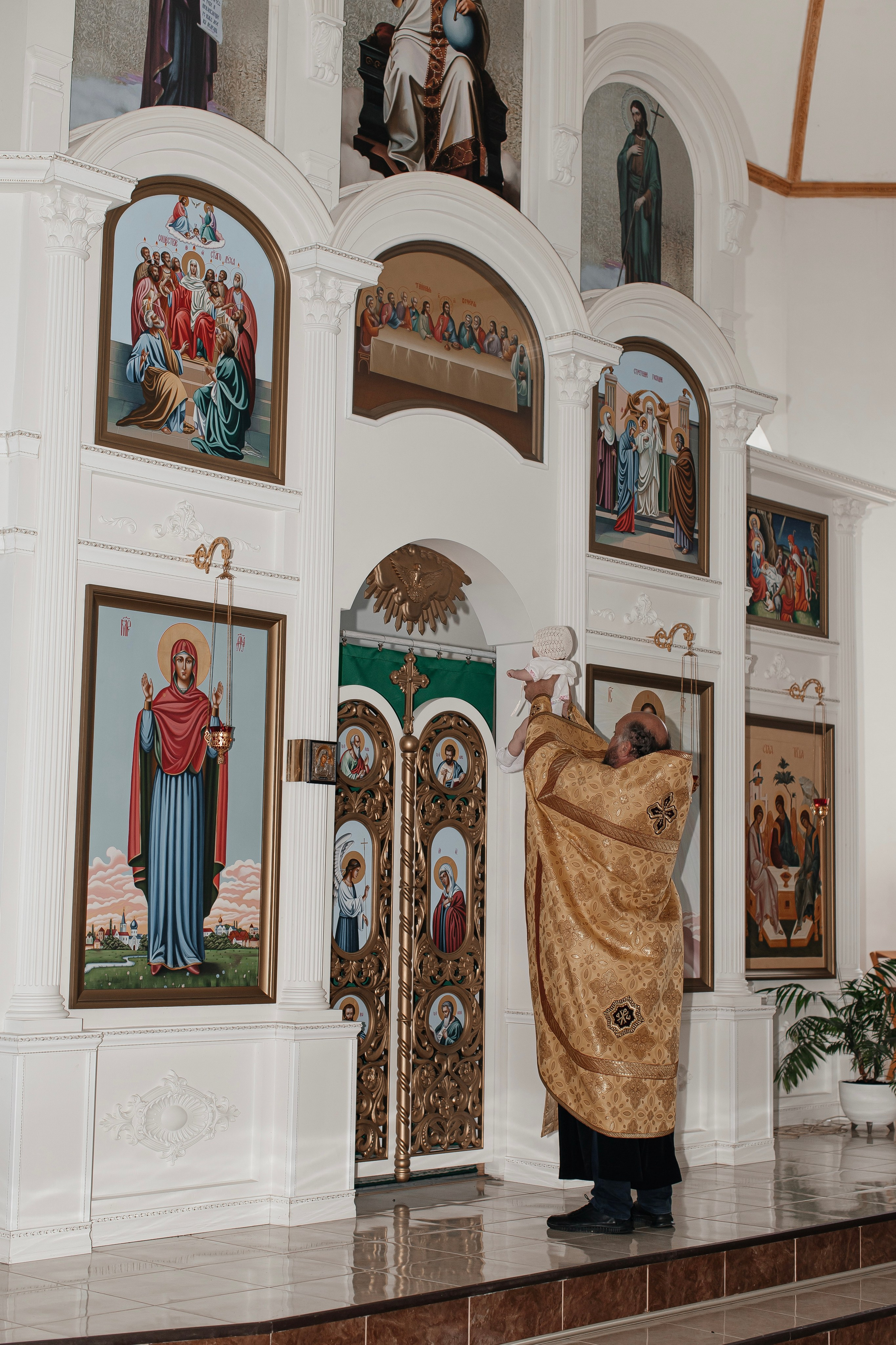 Таинство Крещения. Фотограф Лиана Артемова в Пензе