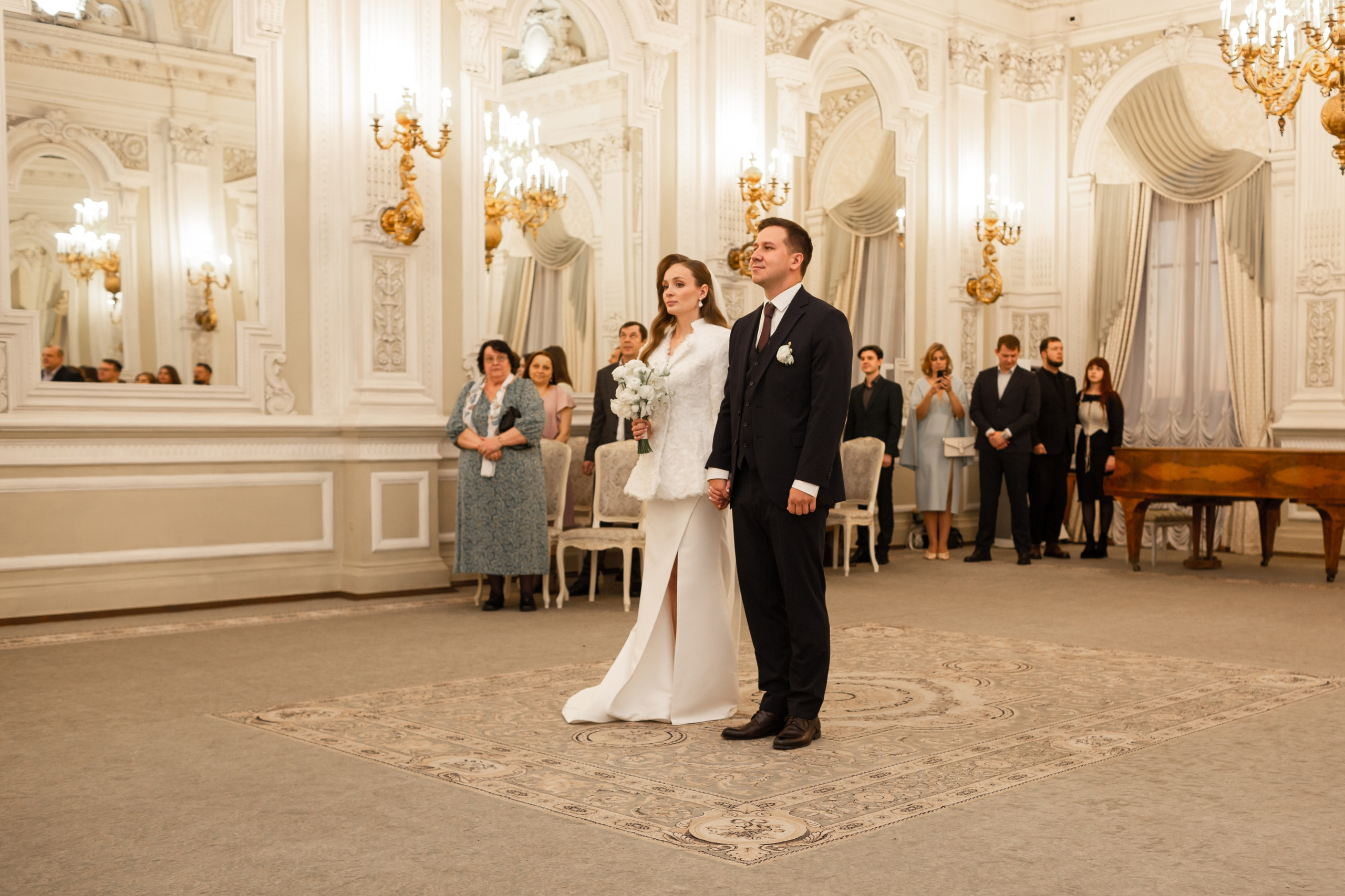 Свадьба в Петербурге в сентябре. Свадебный фотограф Кирилл Белый