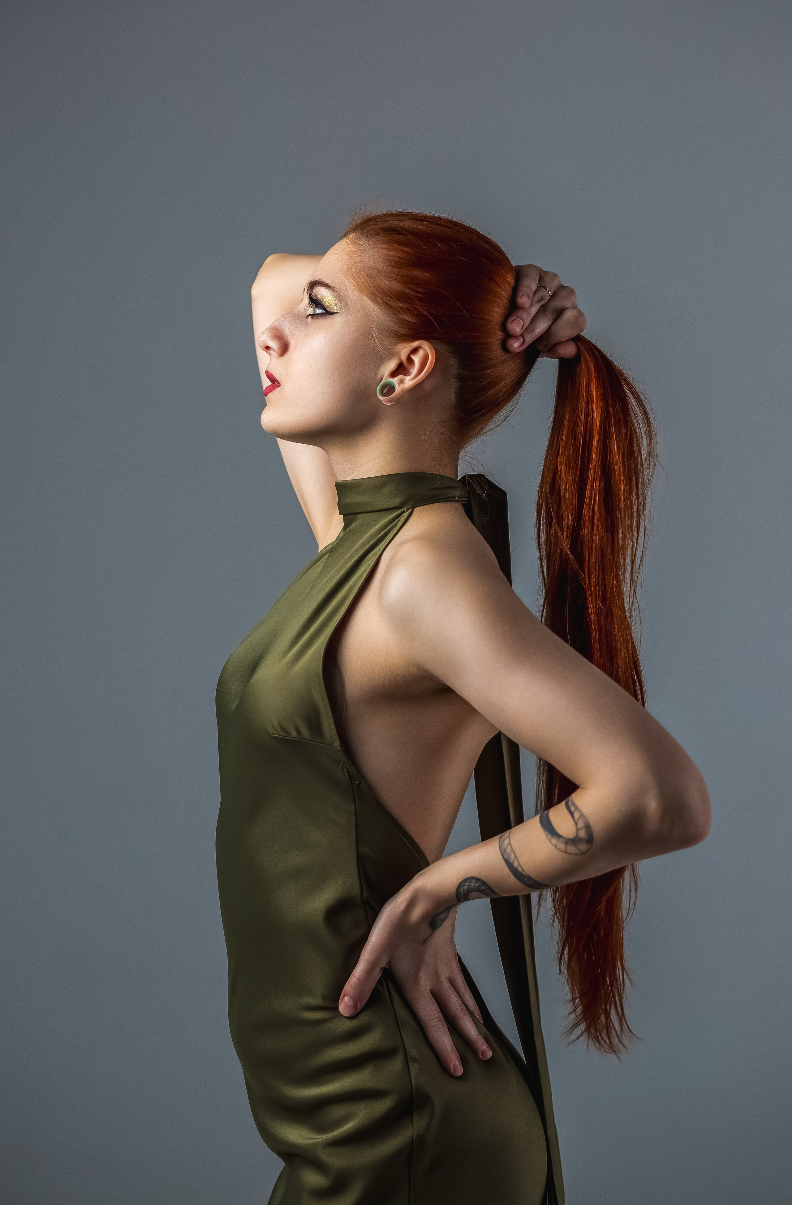 Зеленое платье. Вера Соколова фотограф Воронеж