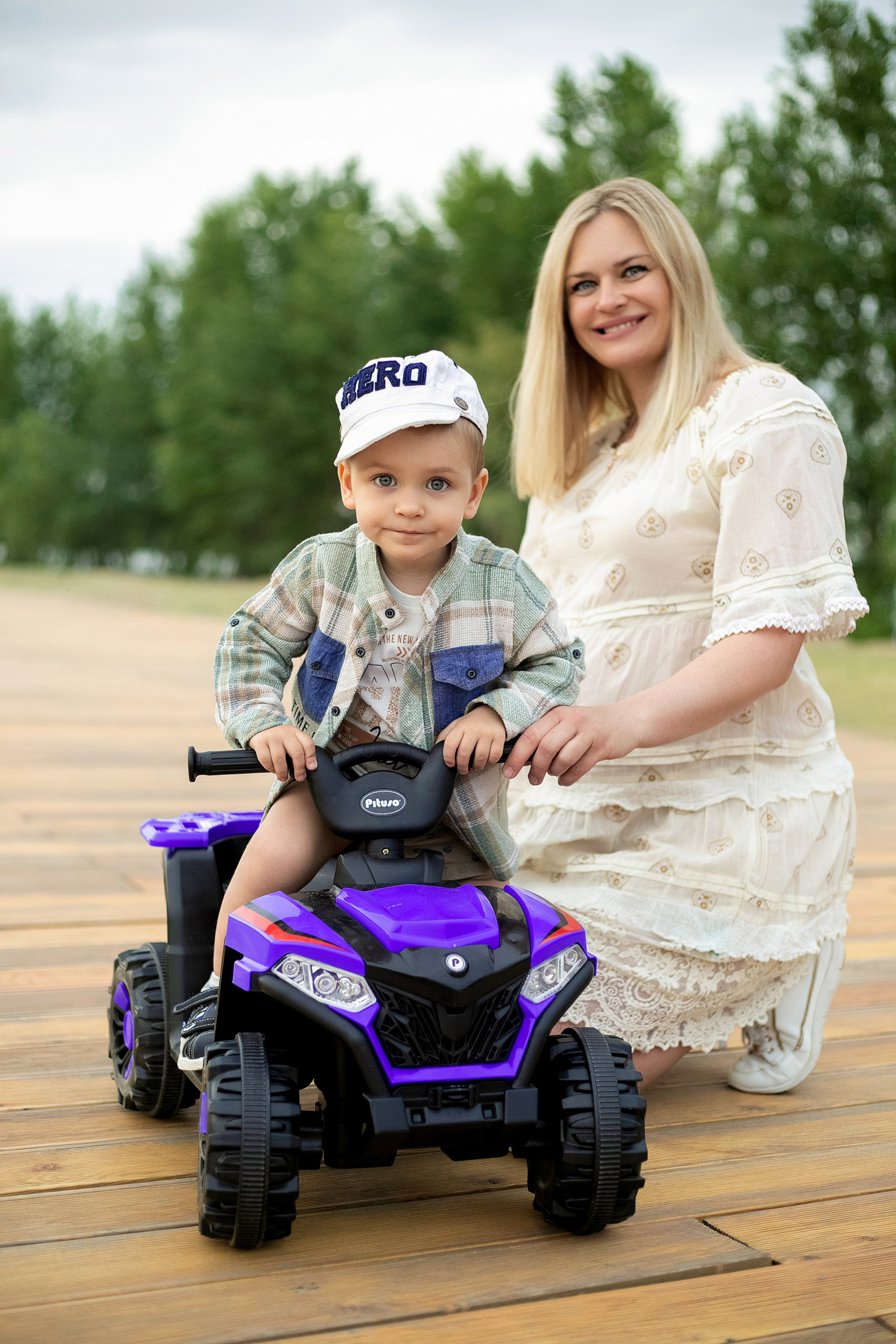 Семейная фотосессия — прогулка по набережной. Вера Соколова фотограф Воронеж