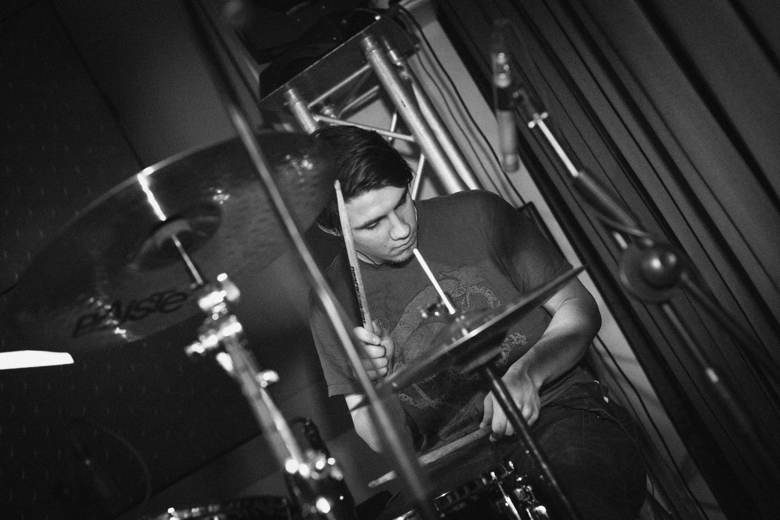 Bonds of Carbon. Stanislav Baryshev — People. Emotions. Atmosphere