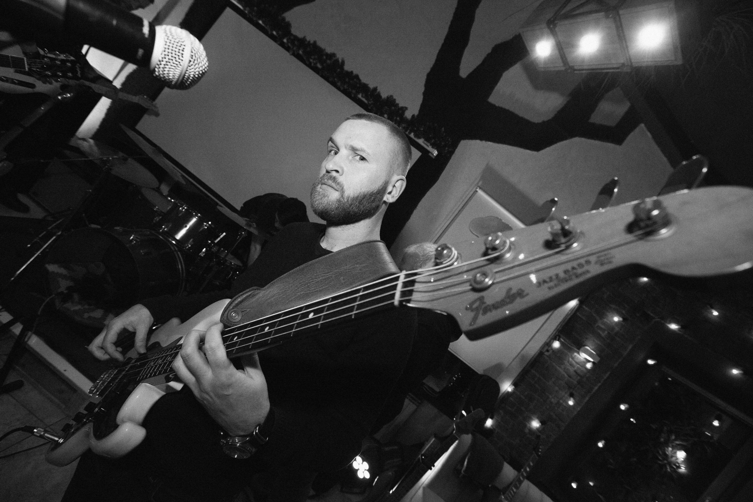 Bonds of Carbon. Stanislav Baryshev — People. Emotions. Atmosphere