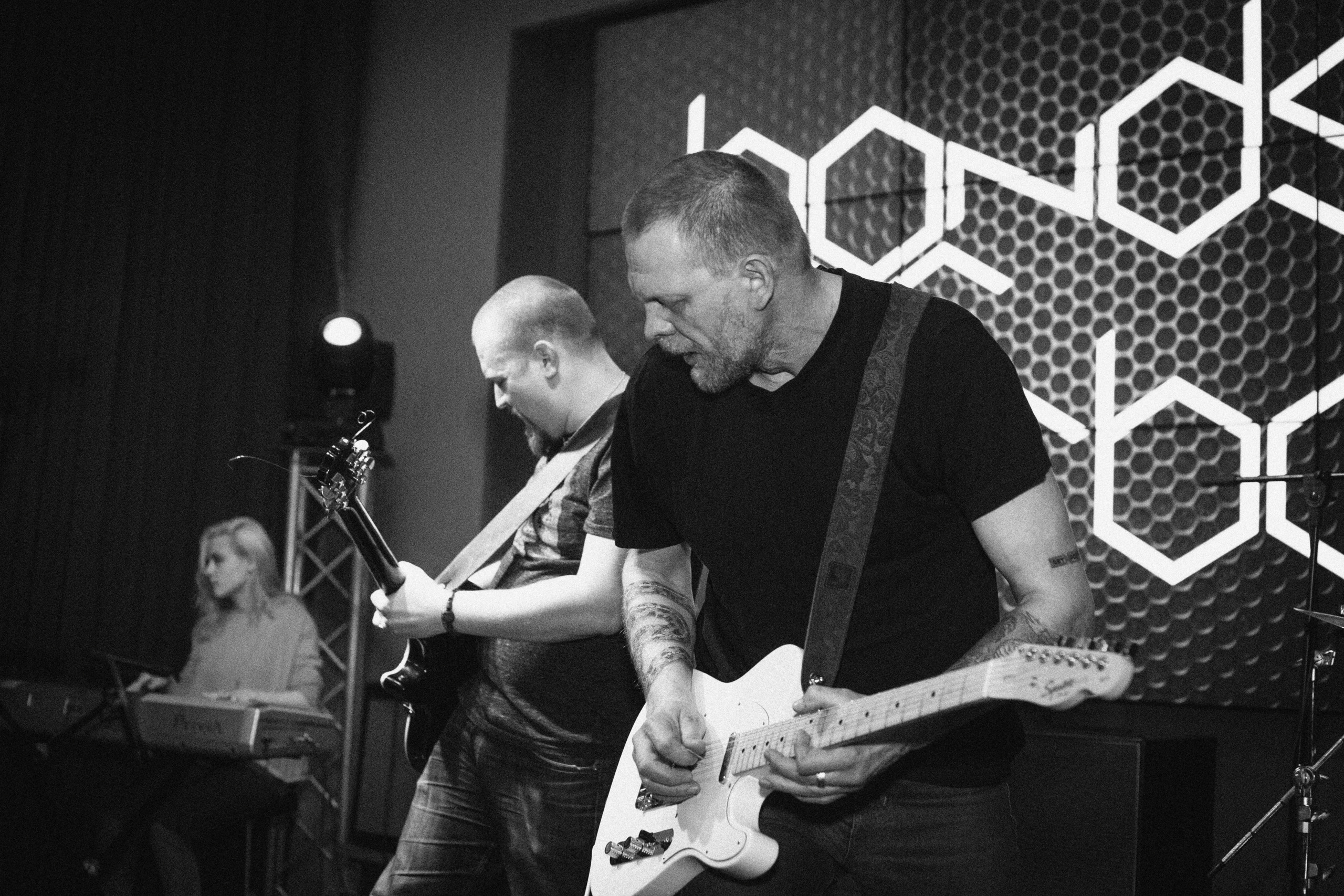 Bonds of Carbon. Stanislav Baryshev — People. Emotions. Atmosphere