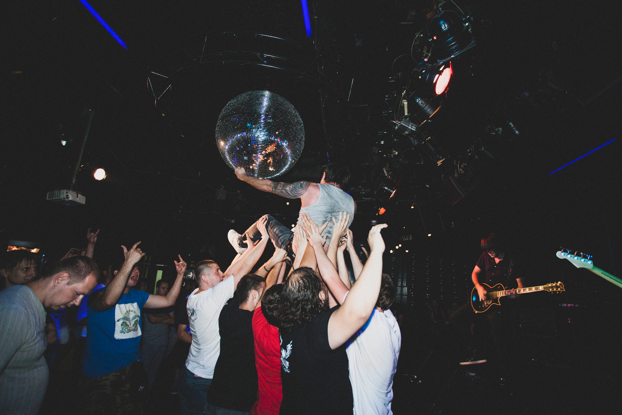 7000$ | © tvoihshagov.com