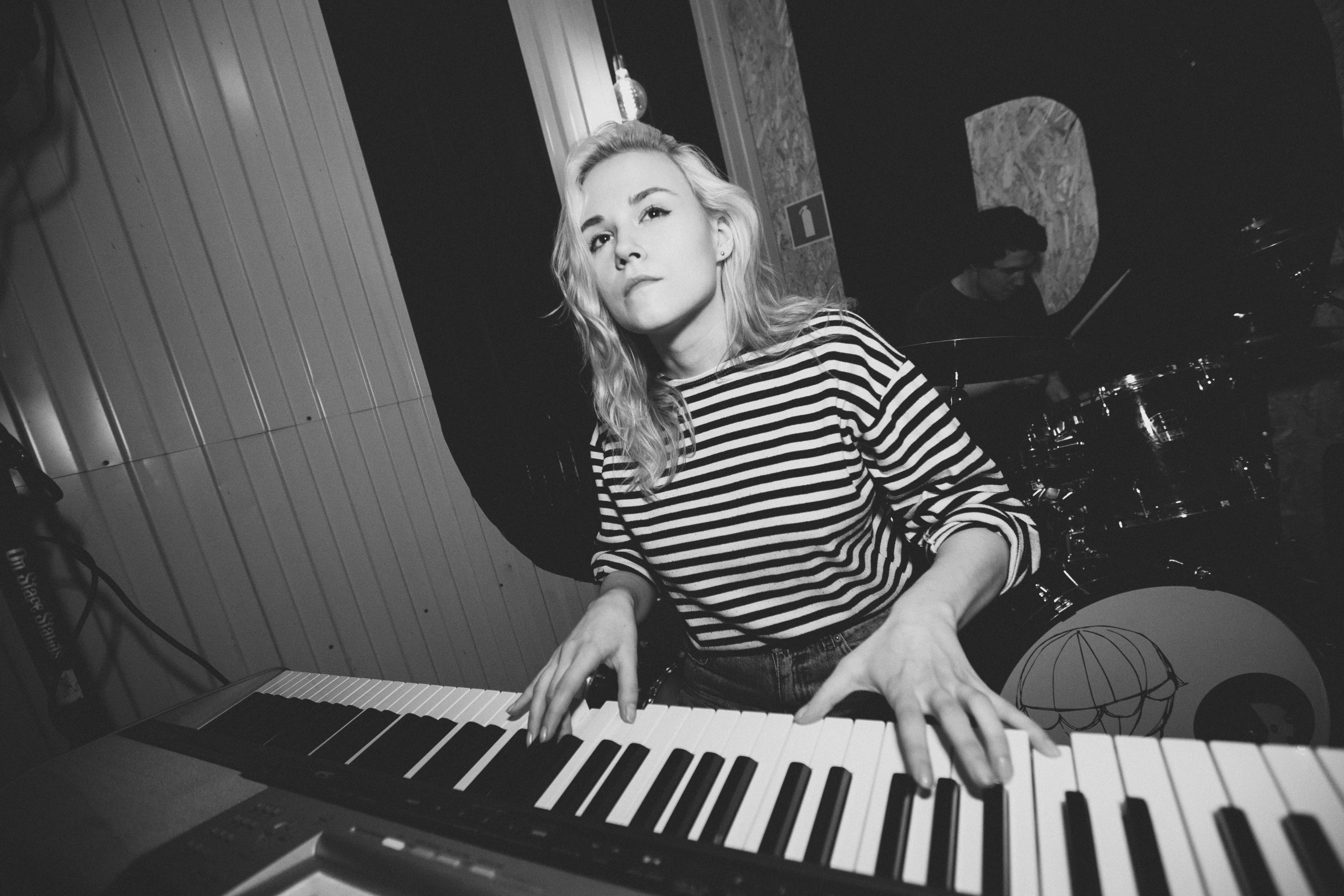 Bonds of Carbon. Stanislav Baryshev — People. Emotions. Atmosphere