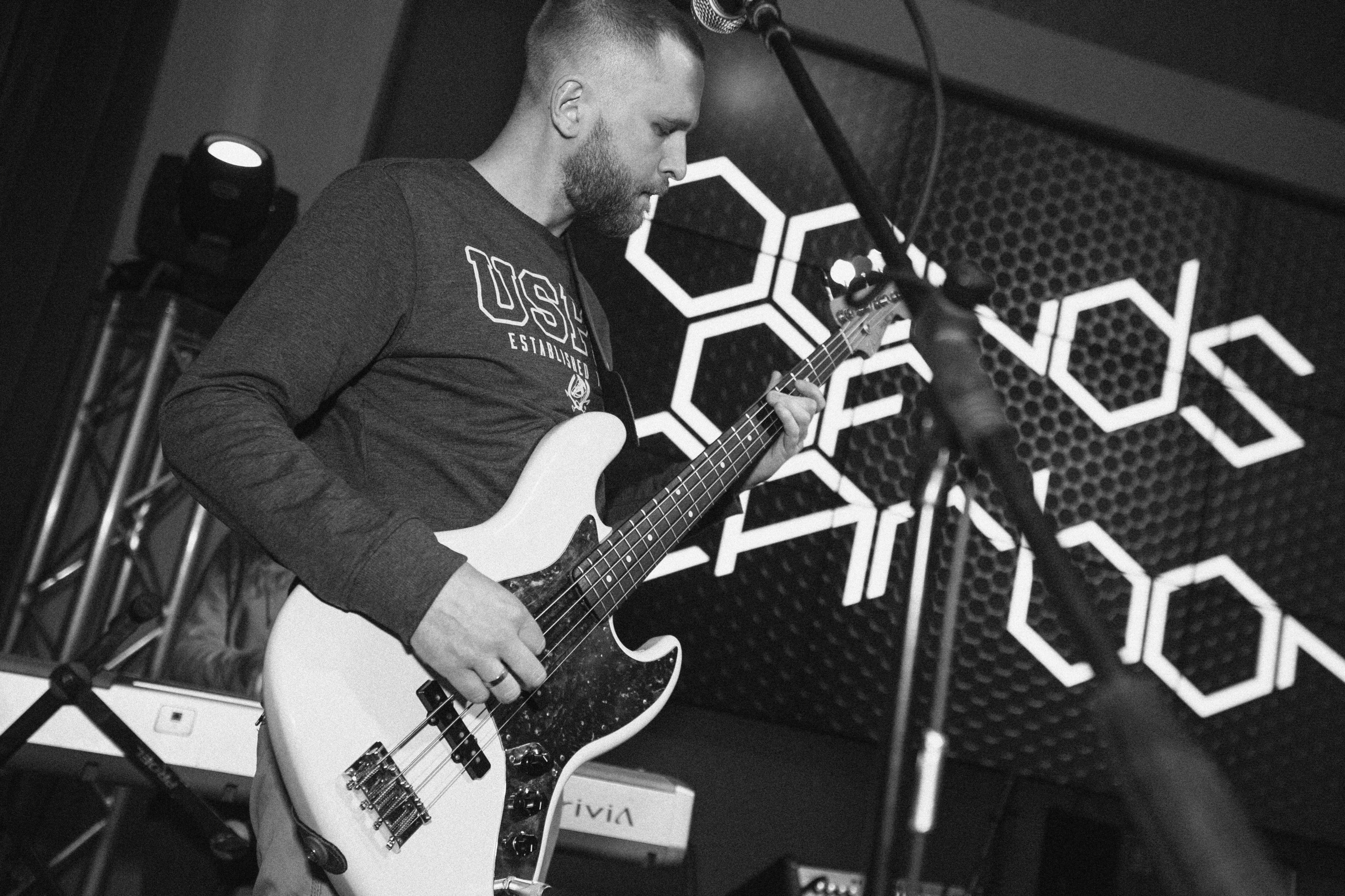 Bonds of Carbon. Stanislav Baryshev — People. Emotions. Atmosphere