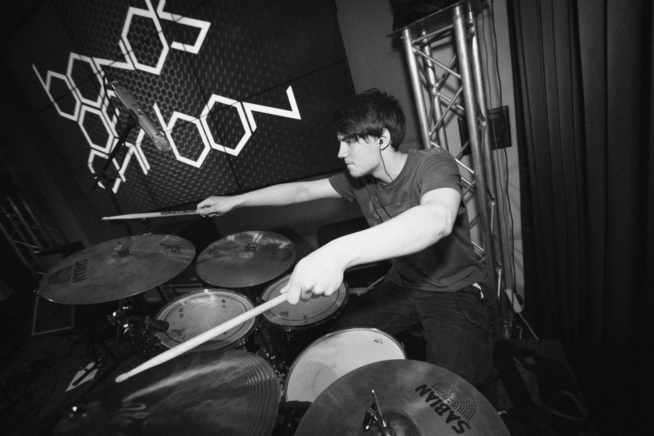 Bonds of Carbon. Stanislav Baryshev — People. Emotions. Atmosphere