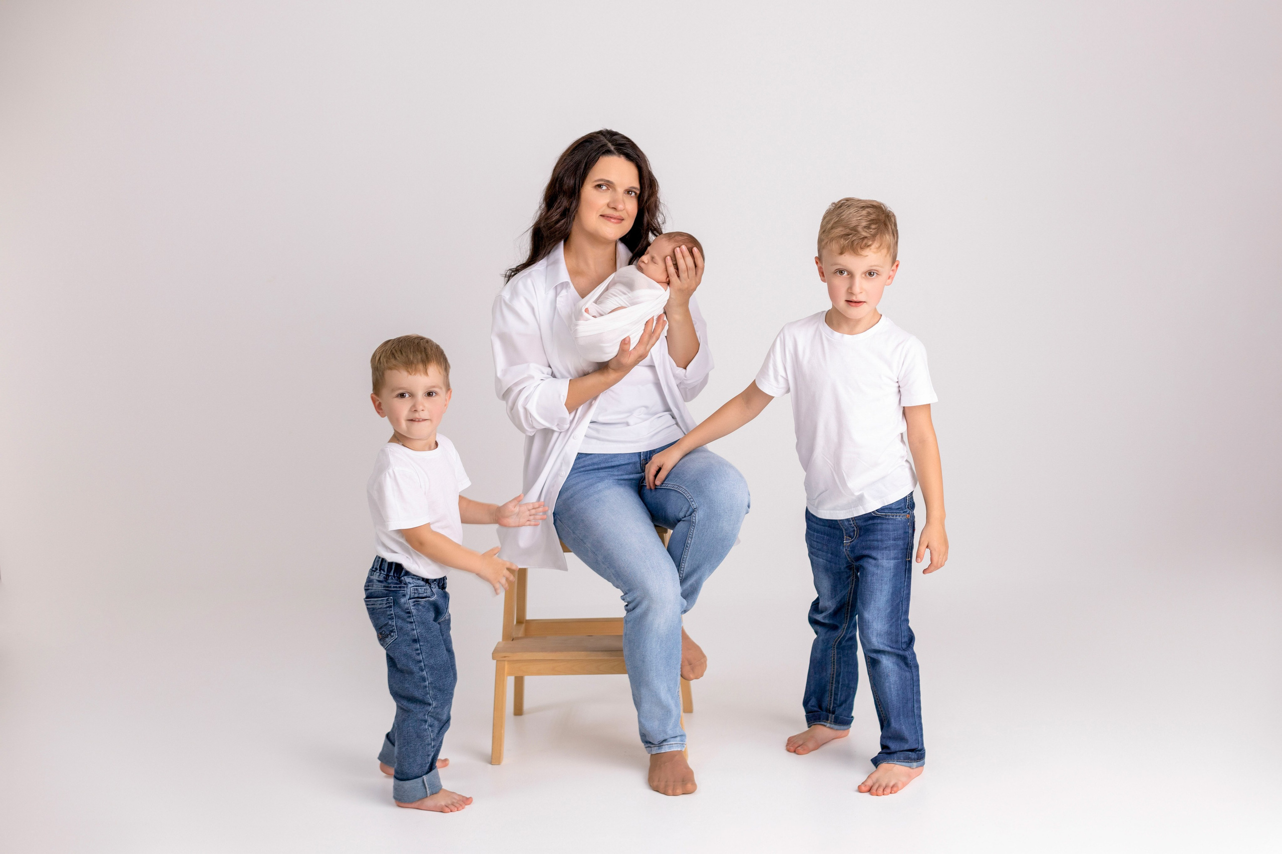 Зарина и дочка, 11 дней. Фотограф новорожденных в Нижнем Новгороде Надежда Кадылкина