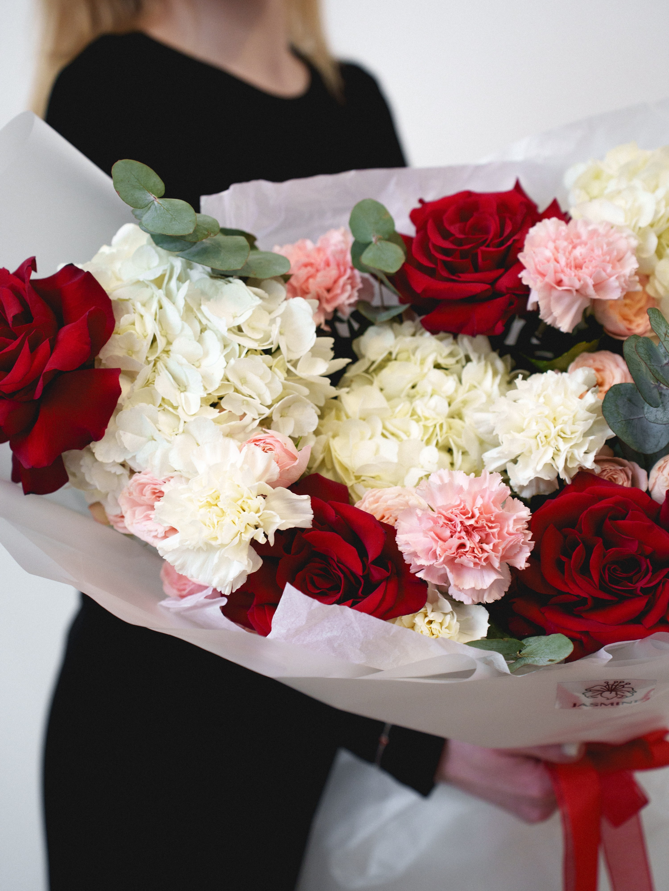 Цветы (контент к 14 февраля). Иван Упоров — фотограф, рилсмейкер чебоксары