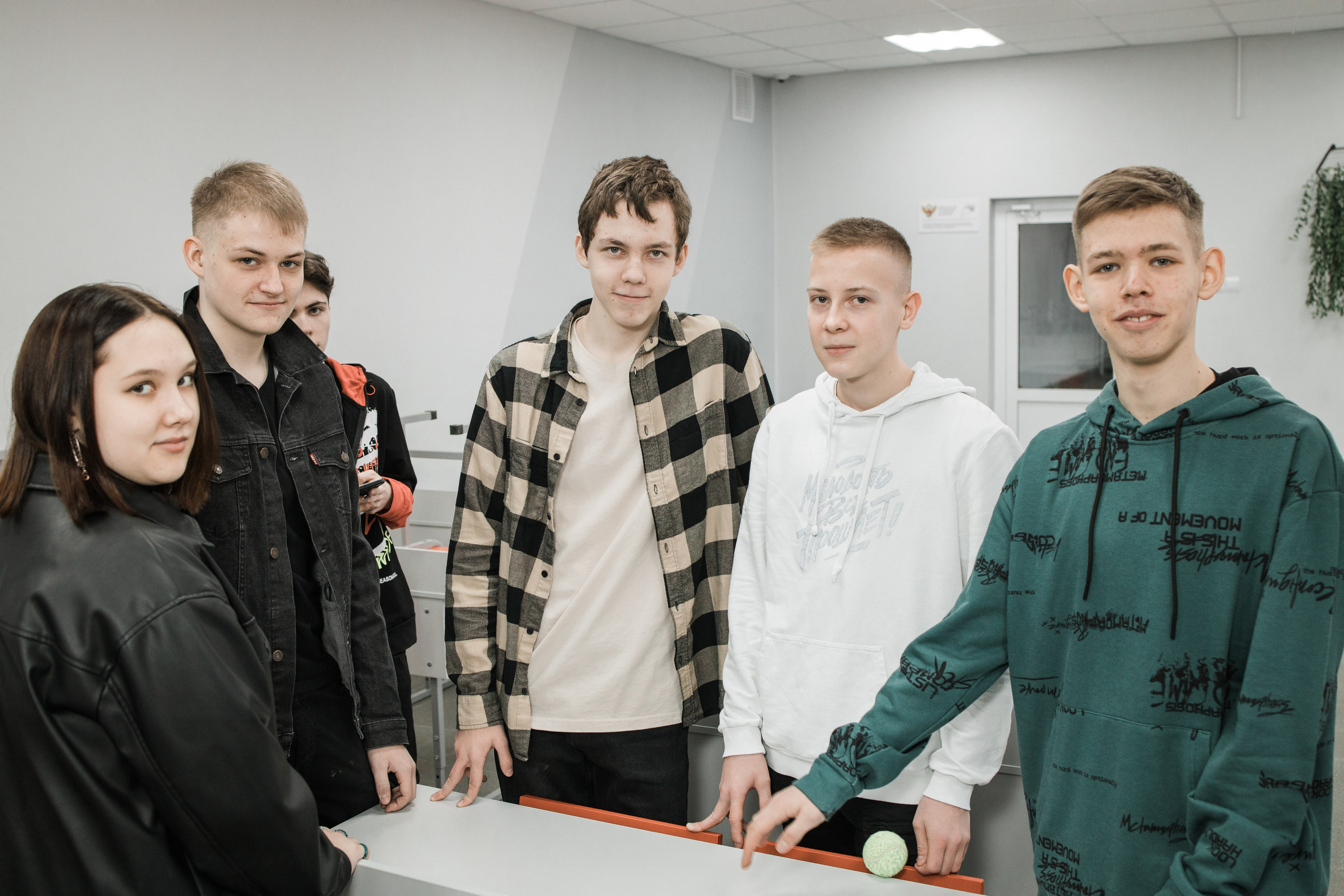 Современная фотосессия для выпускников 9 классов. Выпускные альбомы в Серпухове