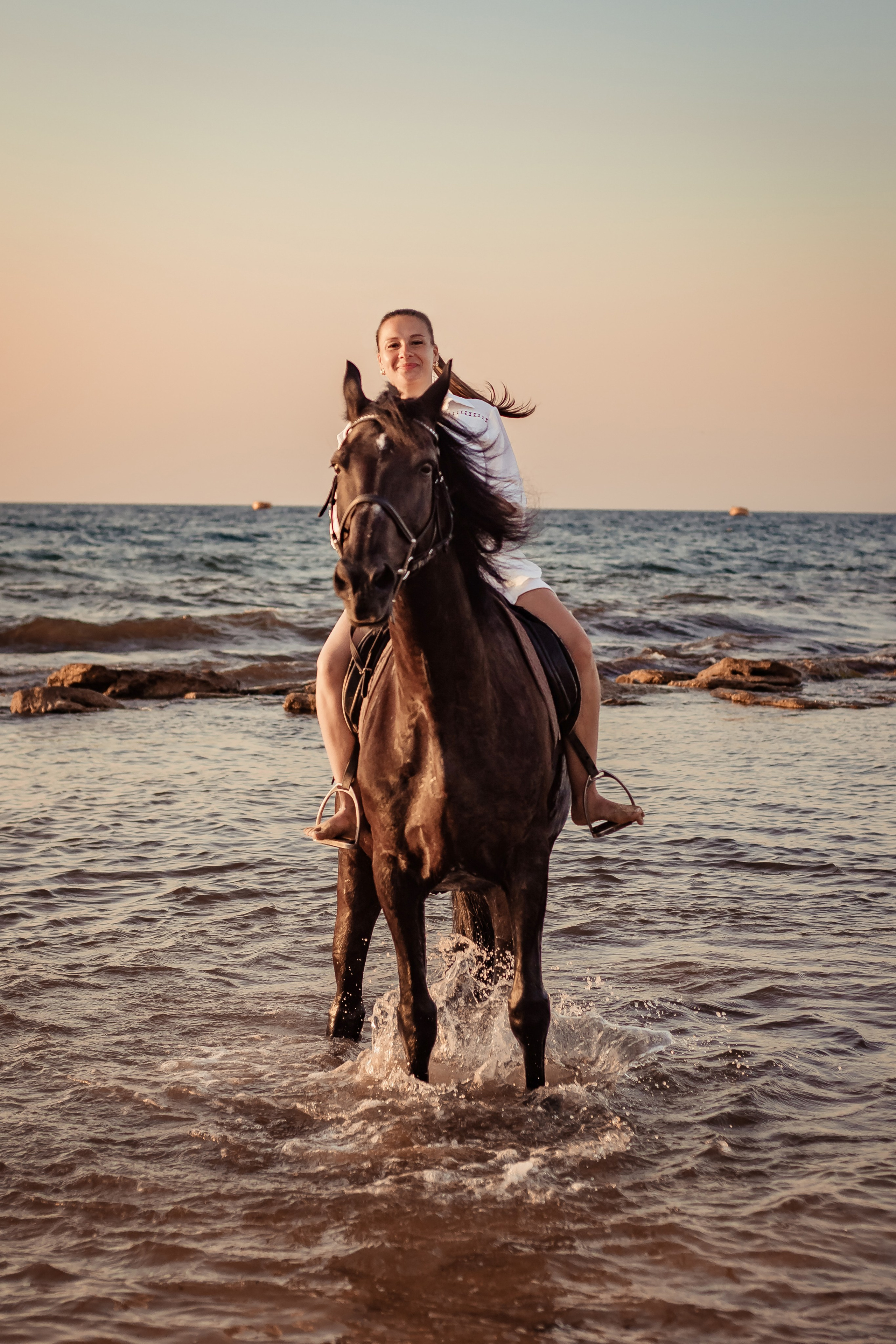 Фотосессия на море с лошадью. Фотограф в Феодосии Наталья Булгакова