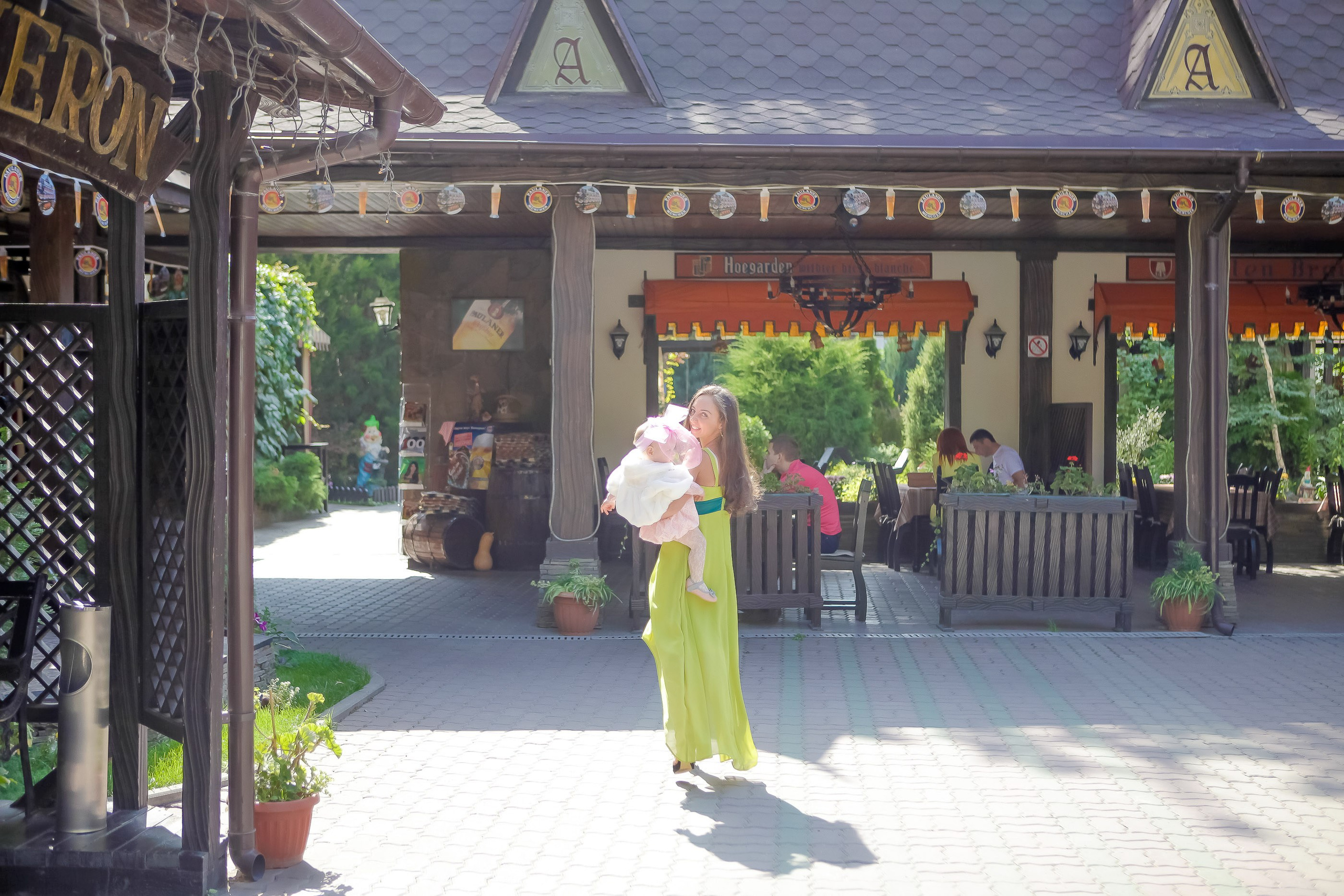 1 год. Максим Матвийченко и Виктория Басова профессионалы своего дела