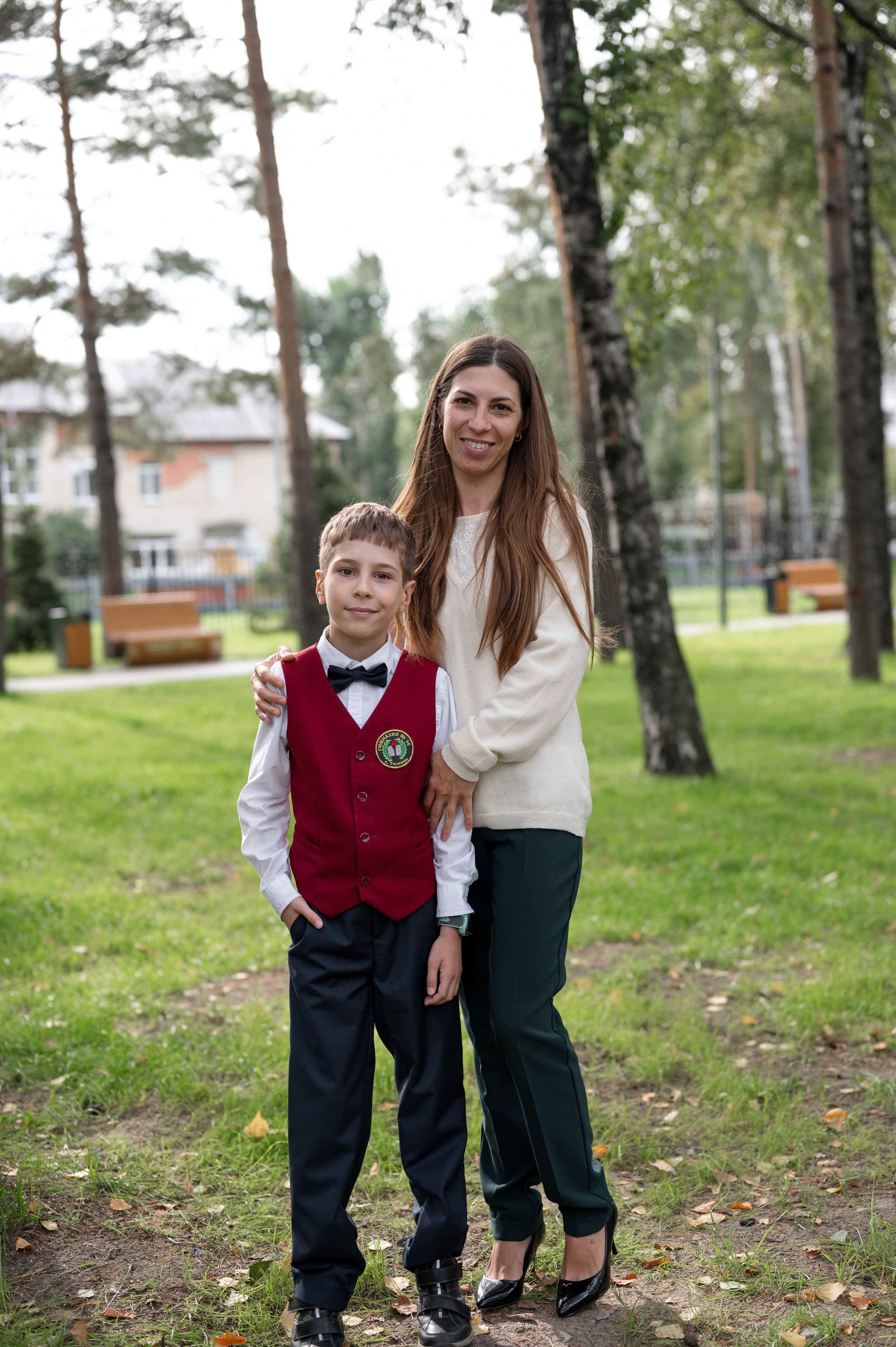 1 сентября 16 гимназия 2 класс (линейка + в классе+ на улице). Фотограф новорожденных, семейный детский в Тюмени Татьяна Морозова