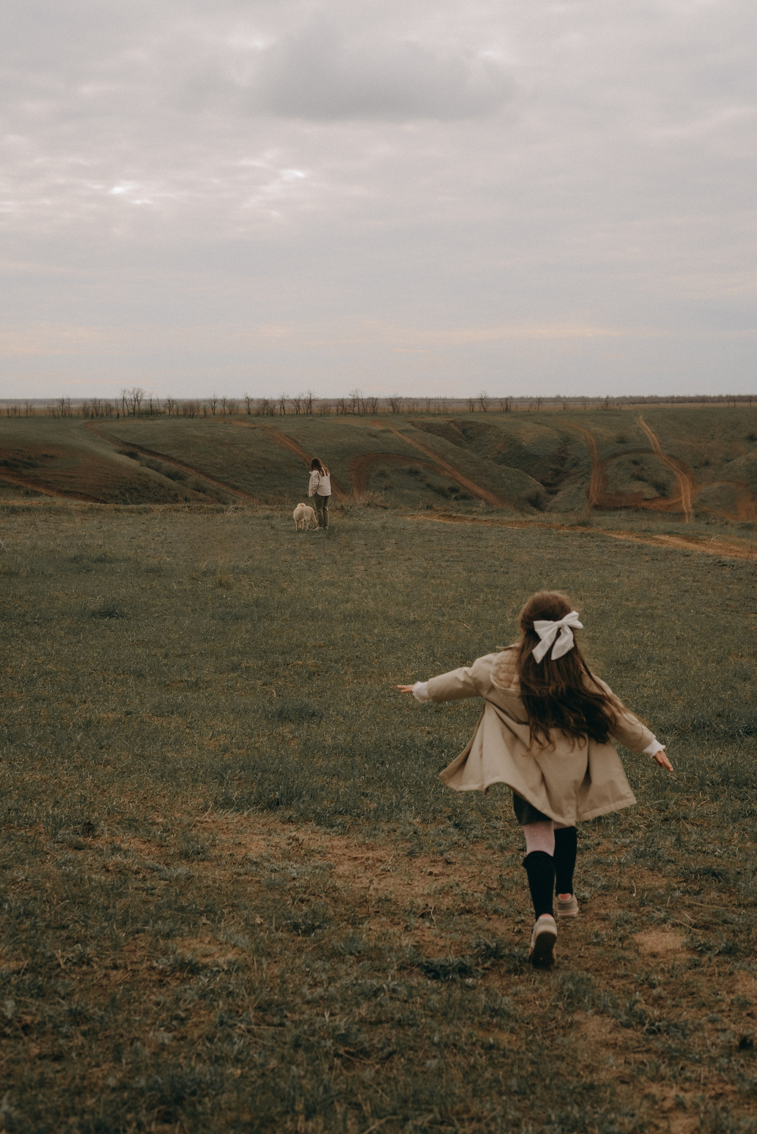 Вика, Кирилл, Николь и Хлоя