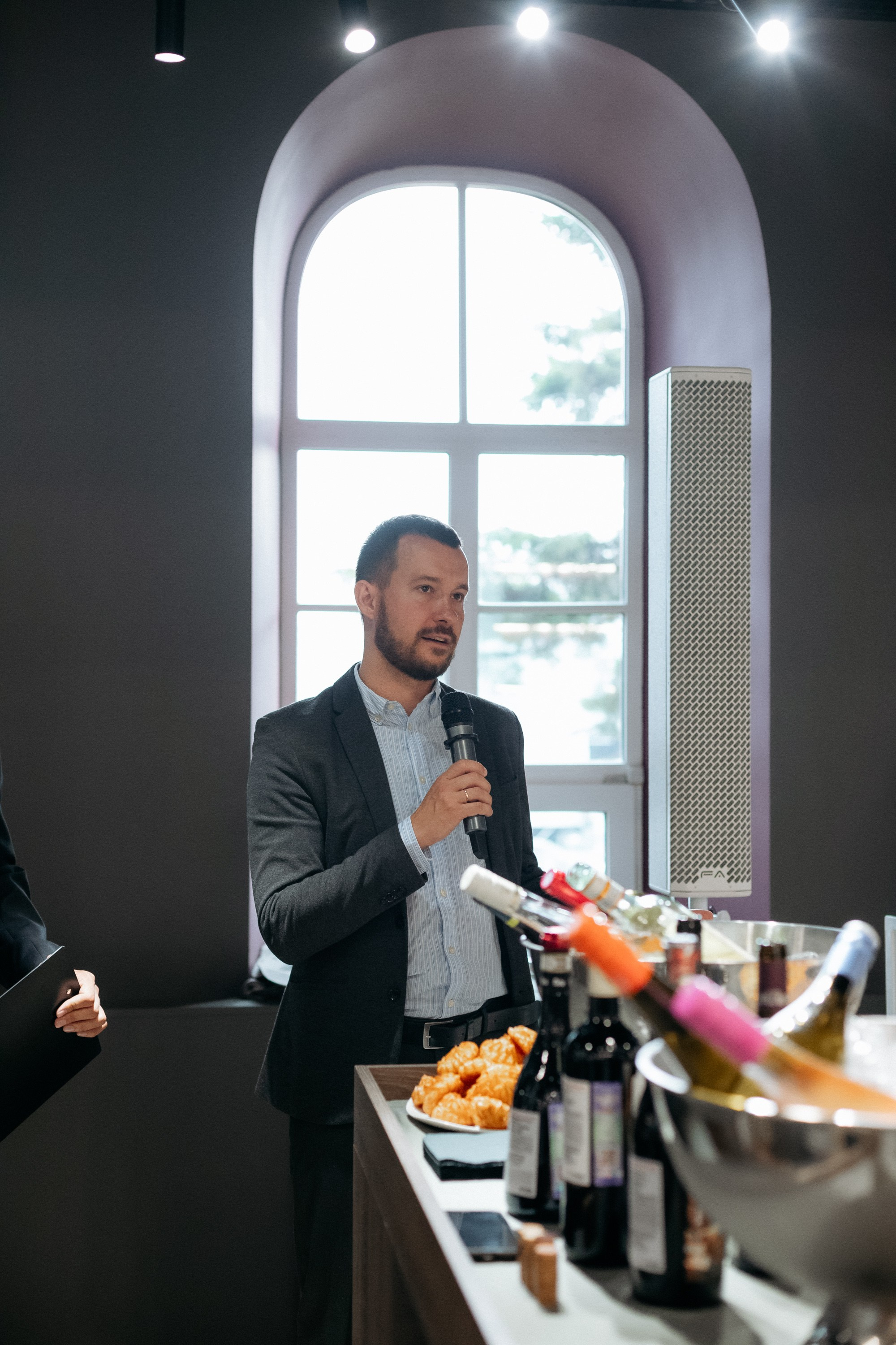 BY SIMPLE ВИНОТЕКА — ОТКРЫТИЕ. СВОИ. ФОТООТЧЕТЫ-СОБЫТИЯ-МЕСТА