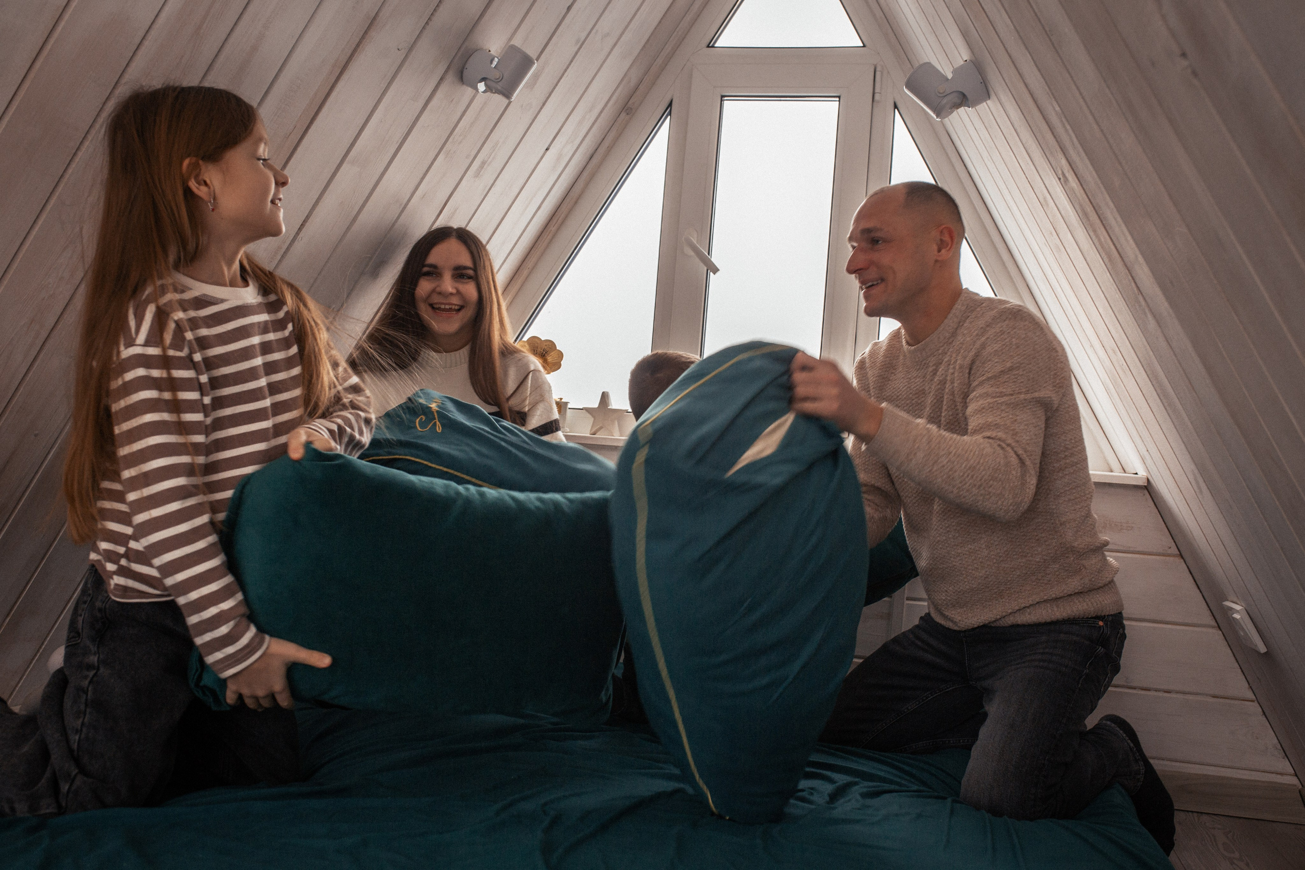 Мария с семьёй