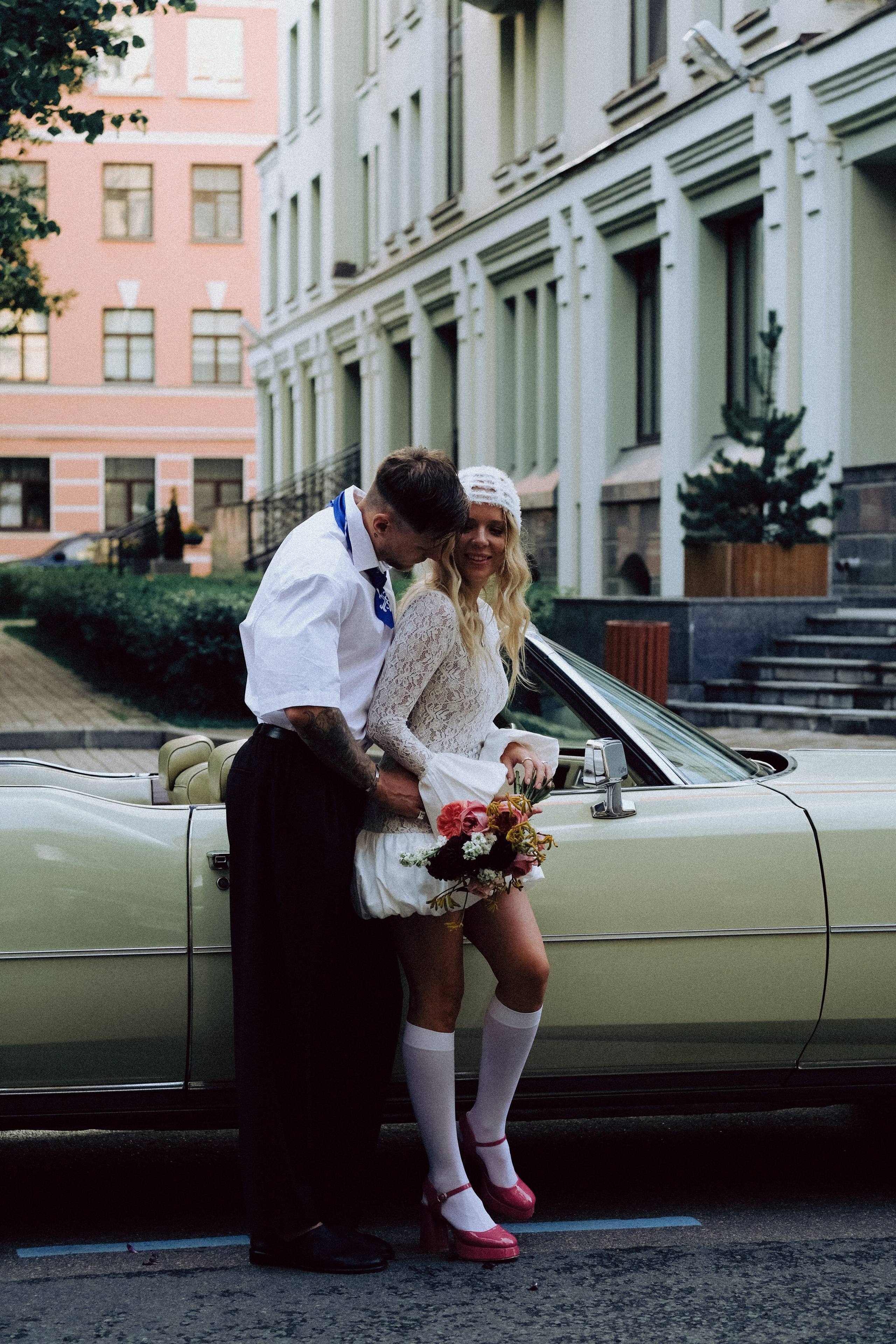 СВАДЕБНАЯ СЬЕМКА С КАБРИОЛЕТОМ В САНТК-ПЕТЕРБУРГЕ НА ПЕТРОГРАДКЕ В ОТЕЛЕ ПАНОРАМИКА. Профессиональный фотограф, Санкт-Петербург — Виктория Богомолова