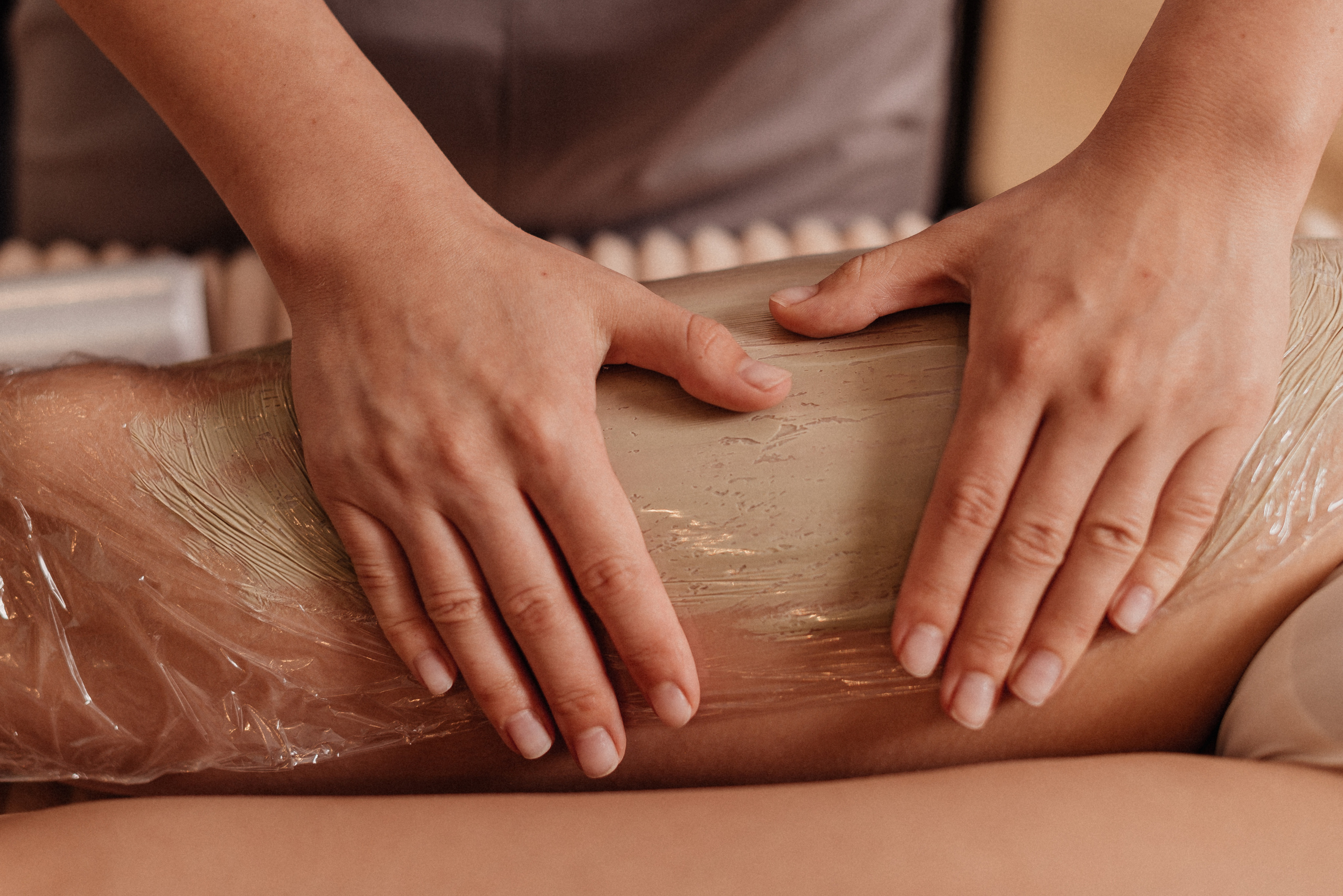 Контент для @massagevlg. Свадебный и семейный фотограф в Волгограде Олеся Лисицкая