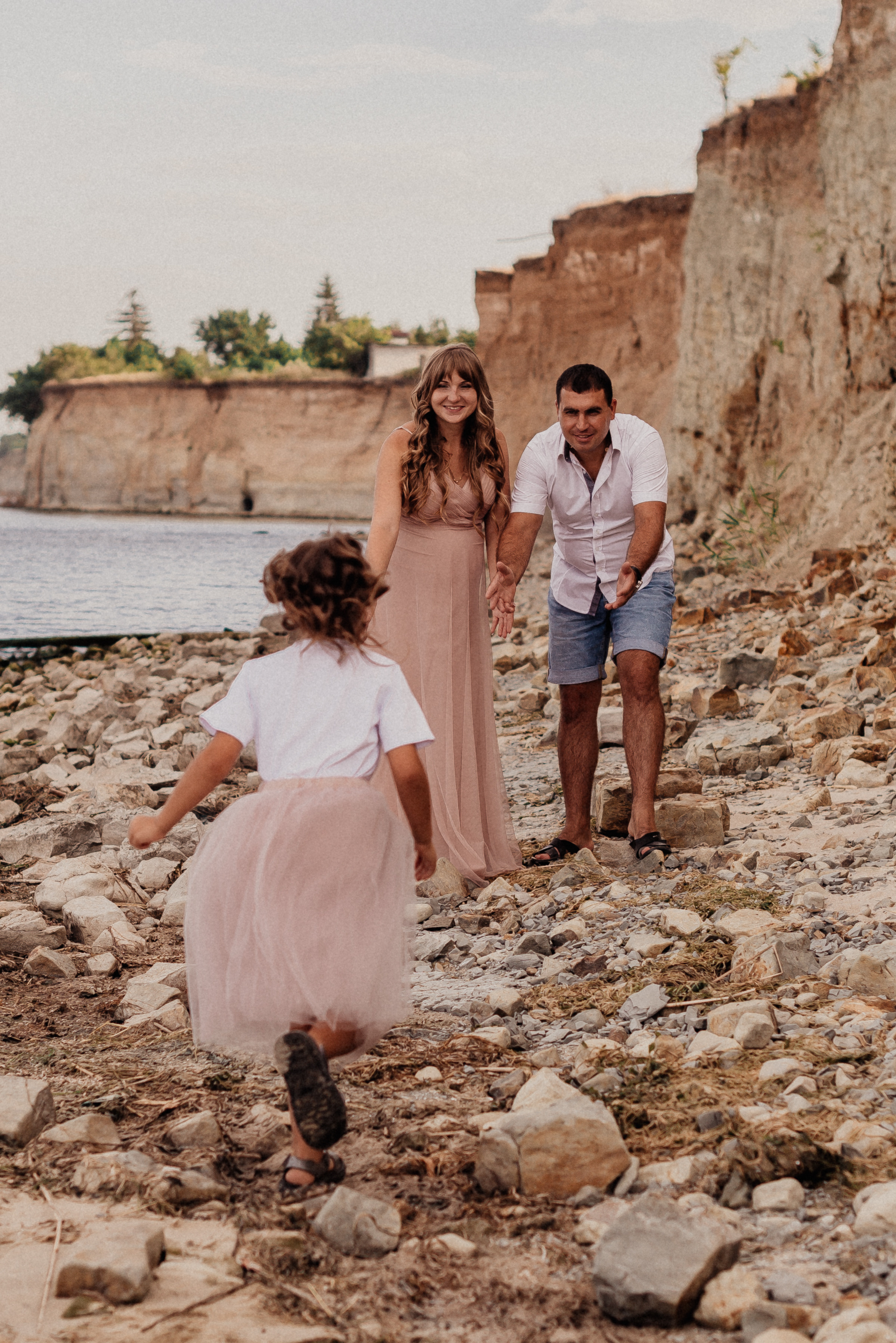 Семейная фотосессия на водохранилище. Свадебный и семейный фотограф в Волгограде Олеся Лисицкая