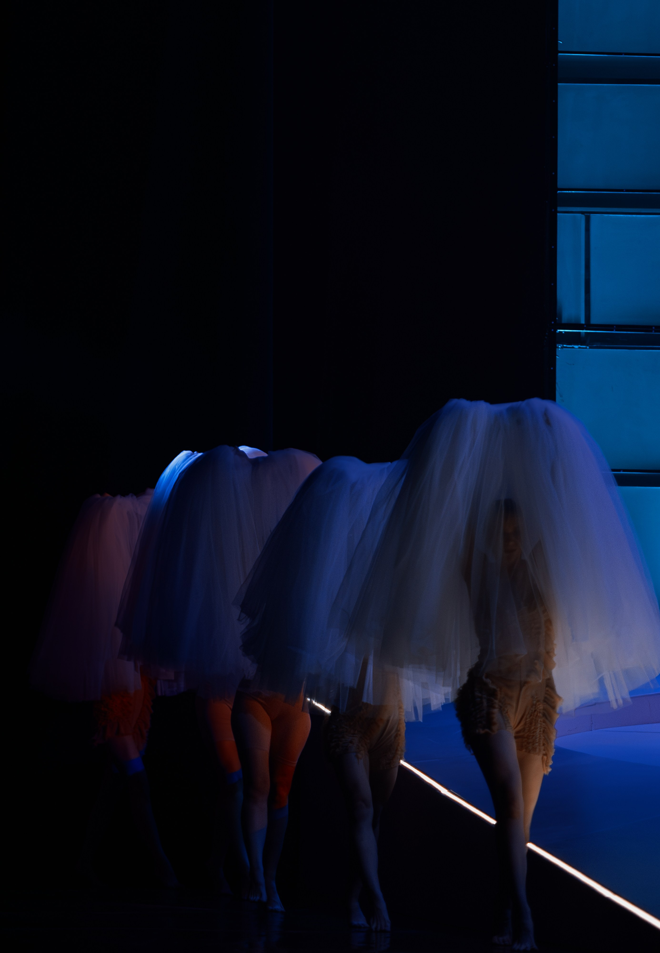 KONTAKT. Fusion Wedding Photographer