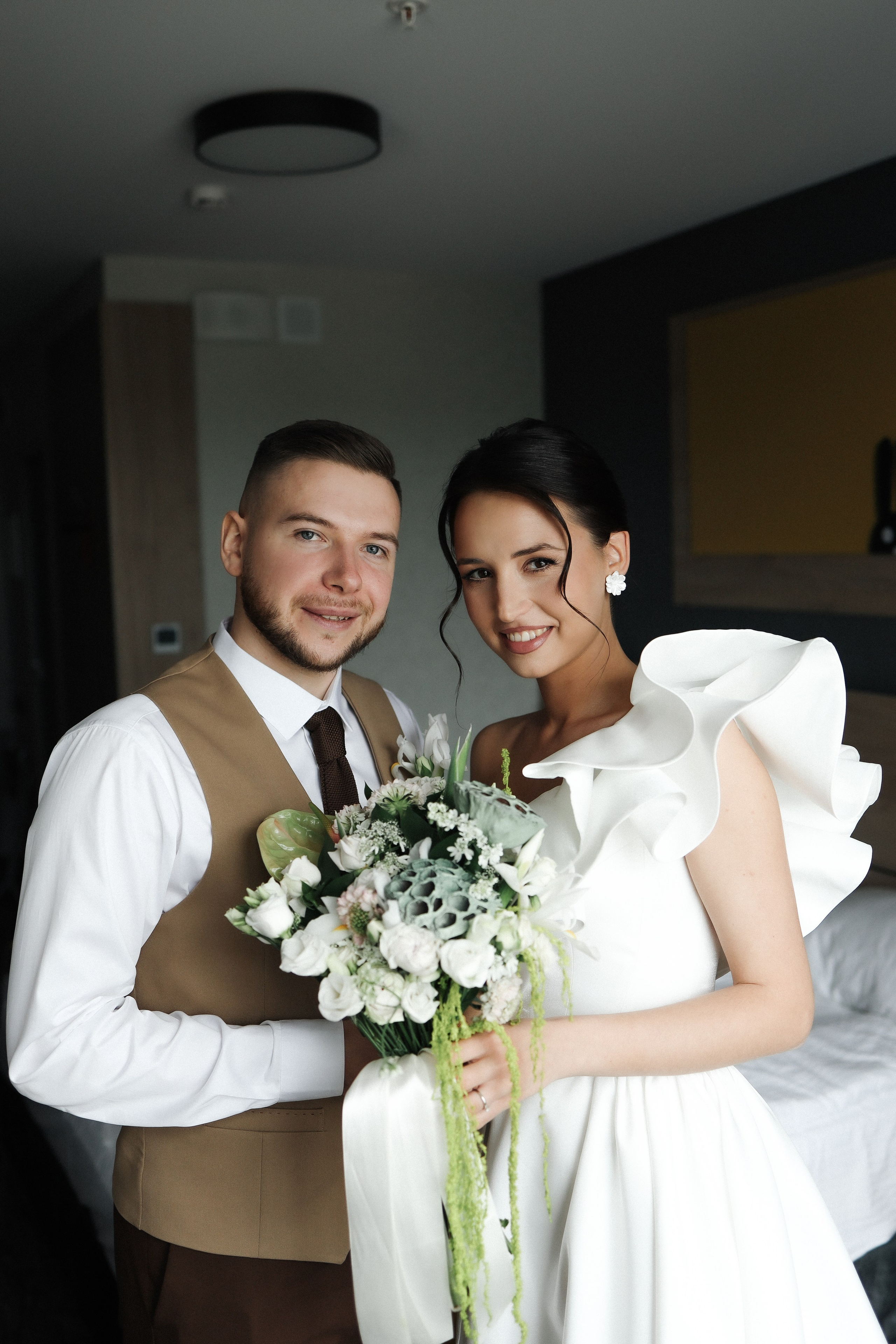 Е. +  П. С утренних сборов и до торта. Семейный и lovestory фотограф в Москве Светлана Коняхина